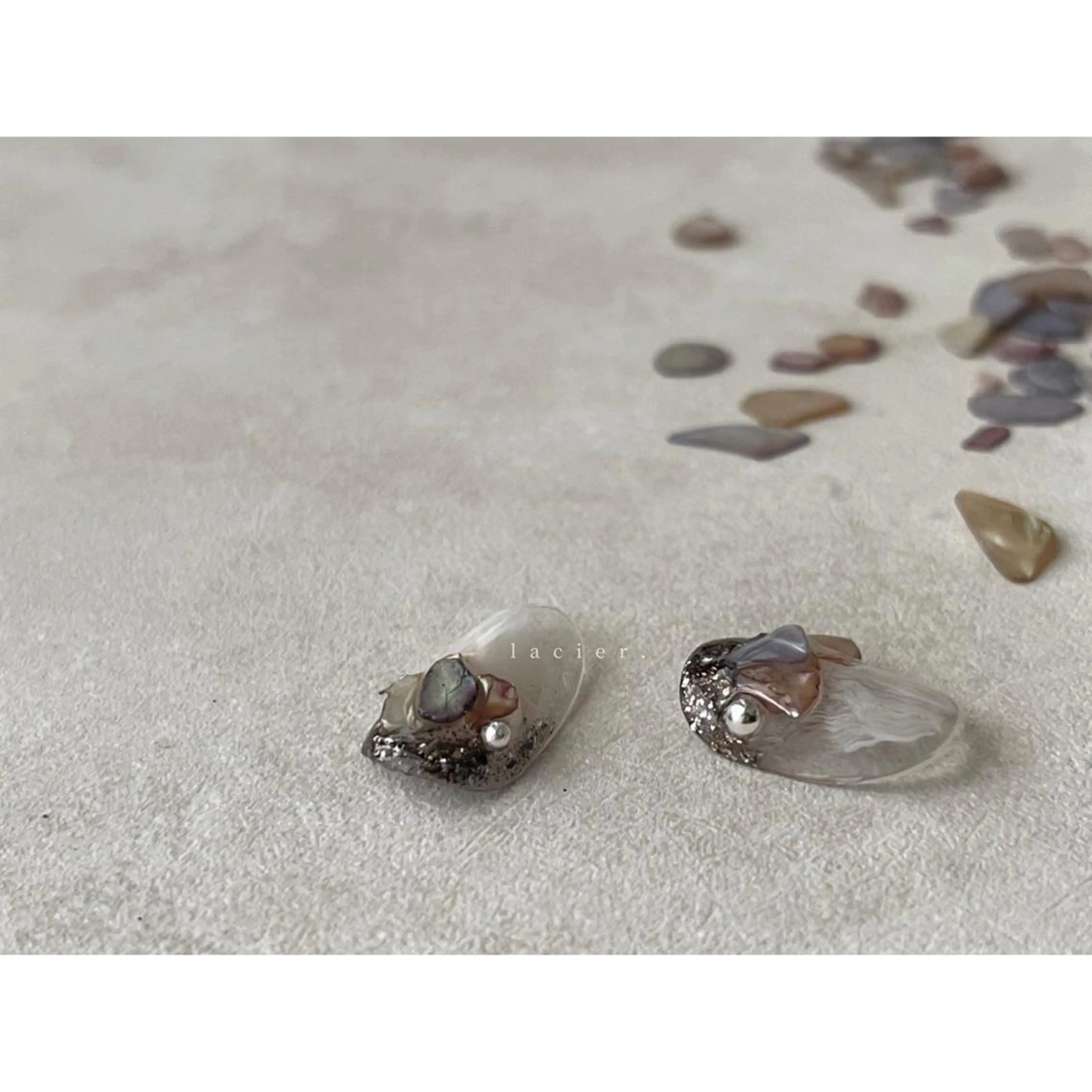 ネイル アートネイル フレンチネイル 氷ネイル・うるうるネイル マグネットネイル ミラーネイル lacier nailのネイルデザイン