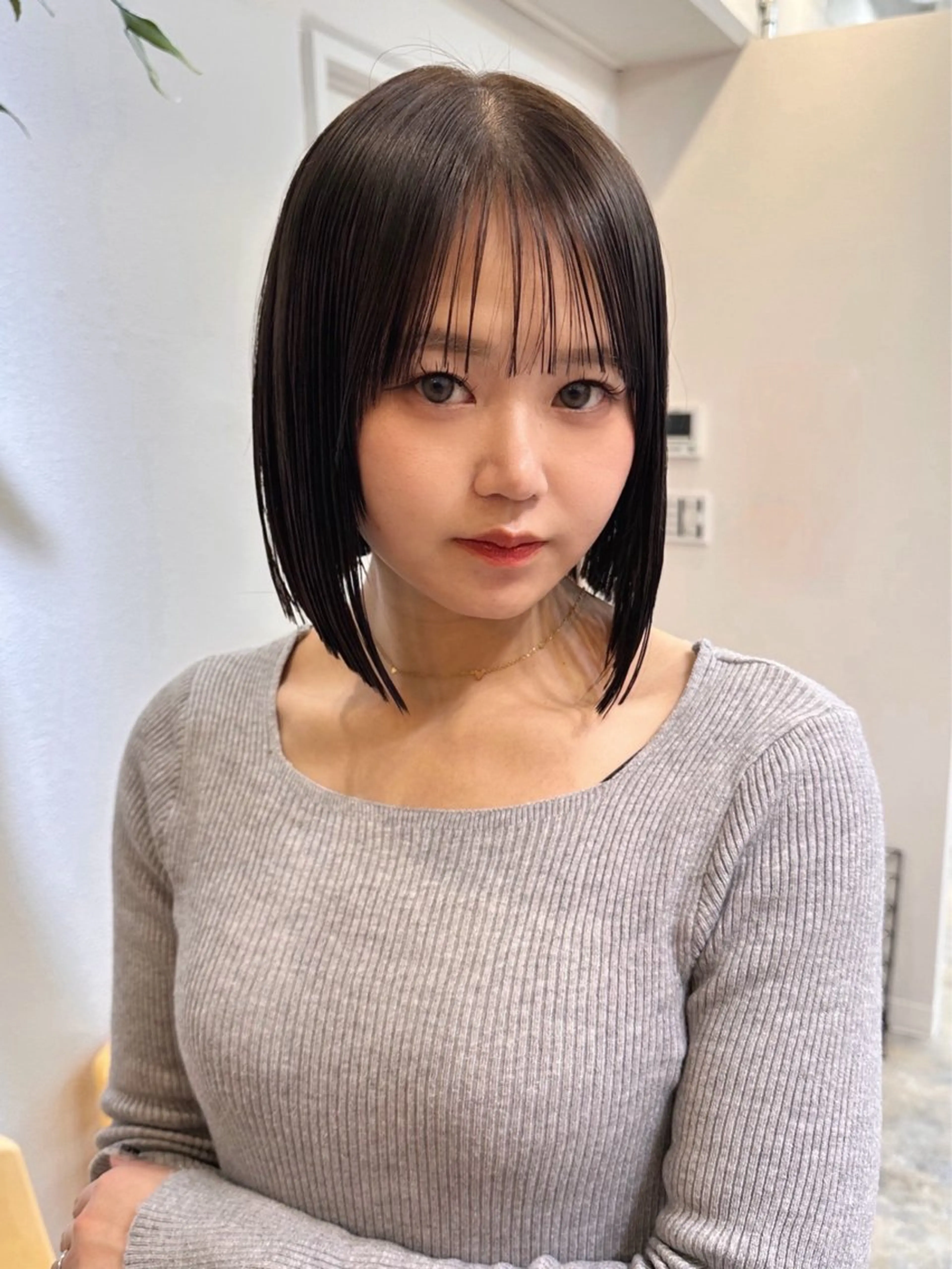 ショート 切りっぱなしボブ ボブ 外ハネヘア カット 縮毛矯正 トリートメント ボブ特化✂️ shotoのヘアスタイル