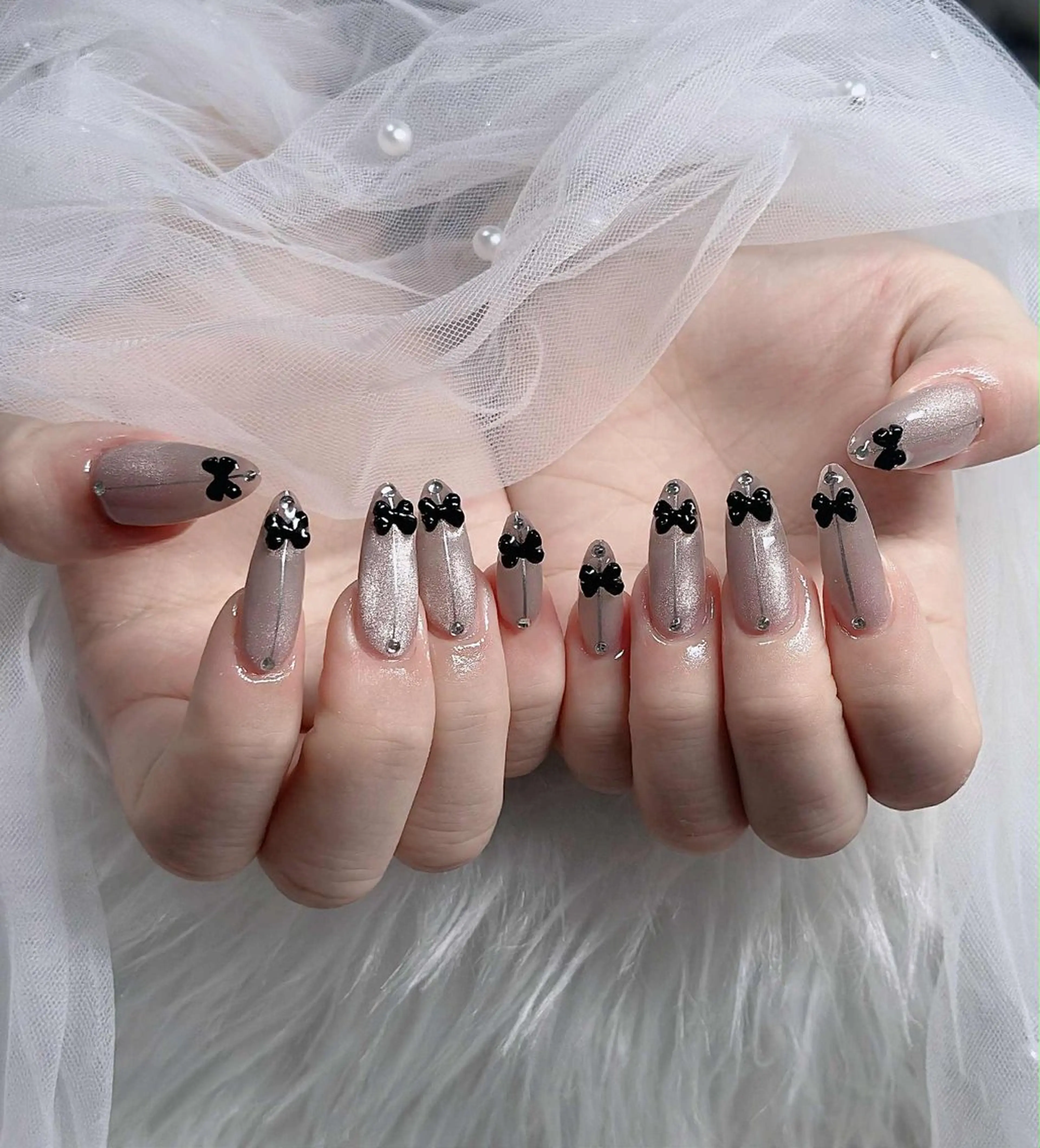 ネイル フレンチネイル ジェルネイル ハロウィン 韓国ネイル マグネットネイル ハンドネイル Hbaby nailのネイルデザイン