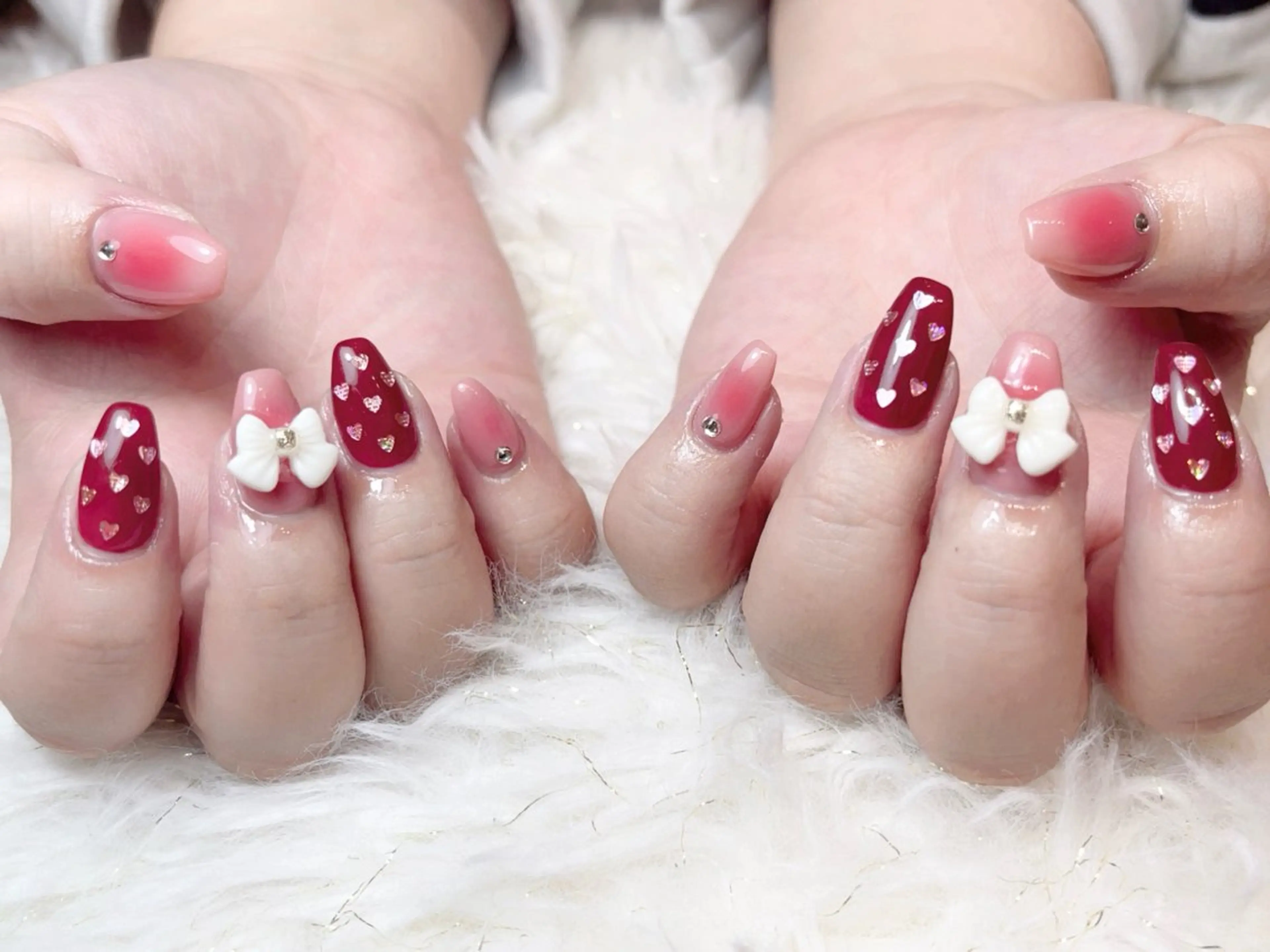 ネイル リボン バレンタイン salon de Tiara 碧のネイルデザイン