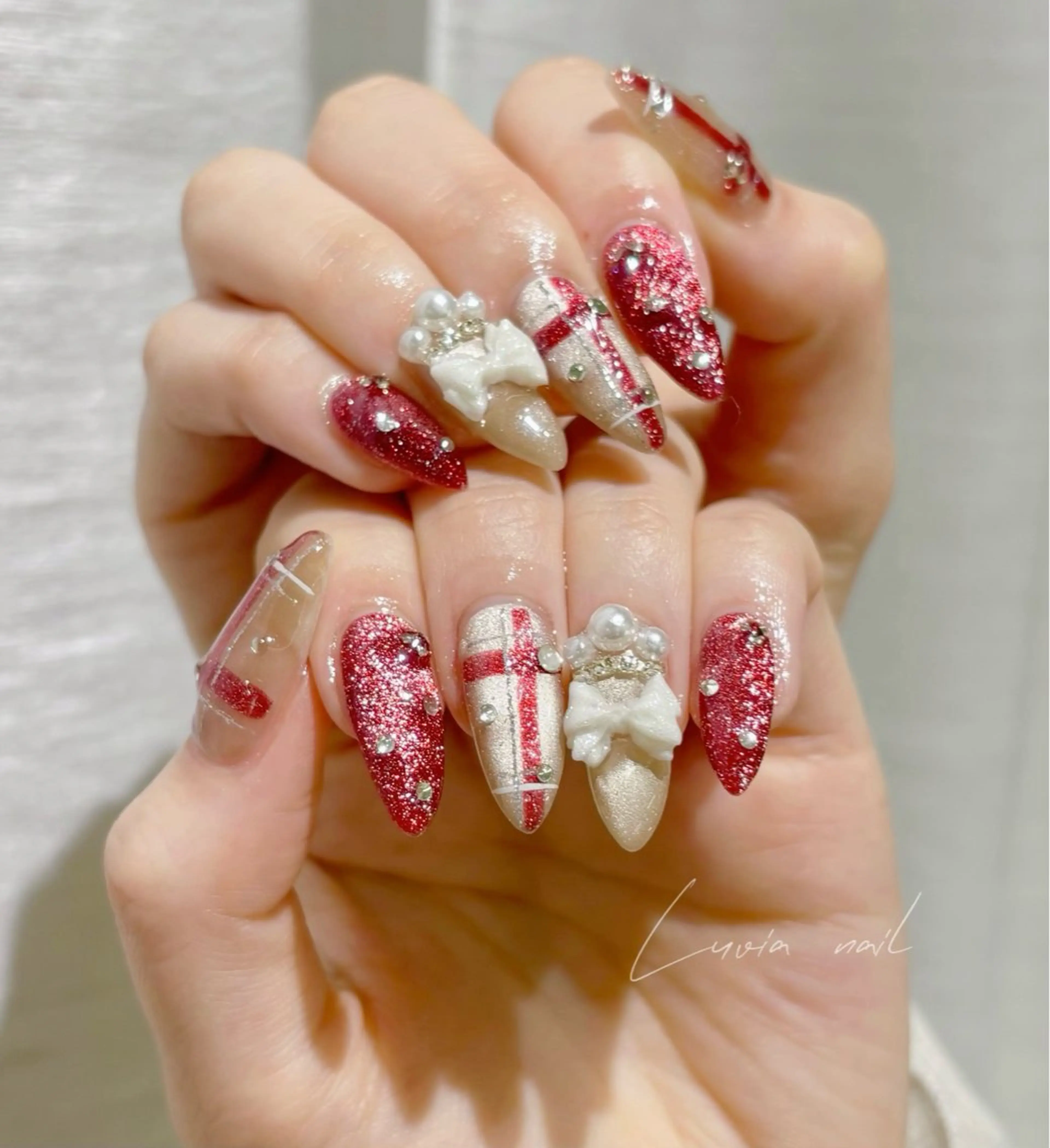 ネイル ハンドネイル 🍒Luvia ワンホンネイルのネイルデザイン