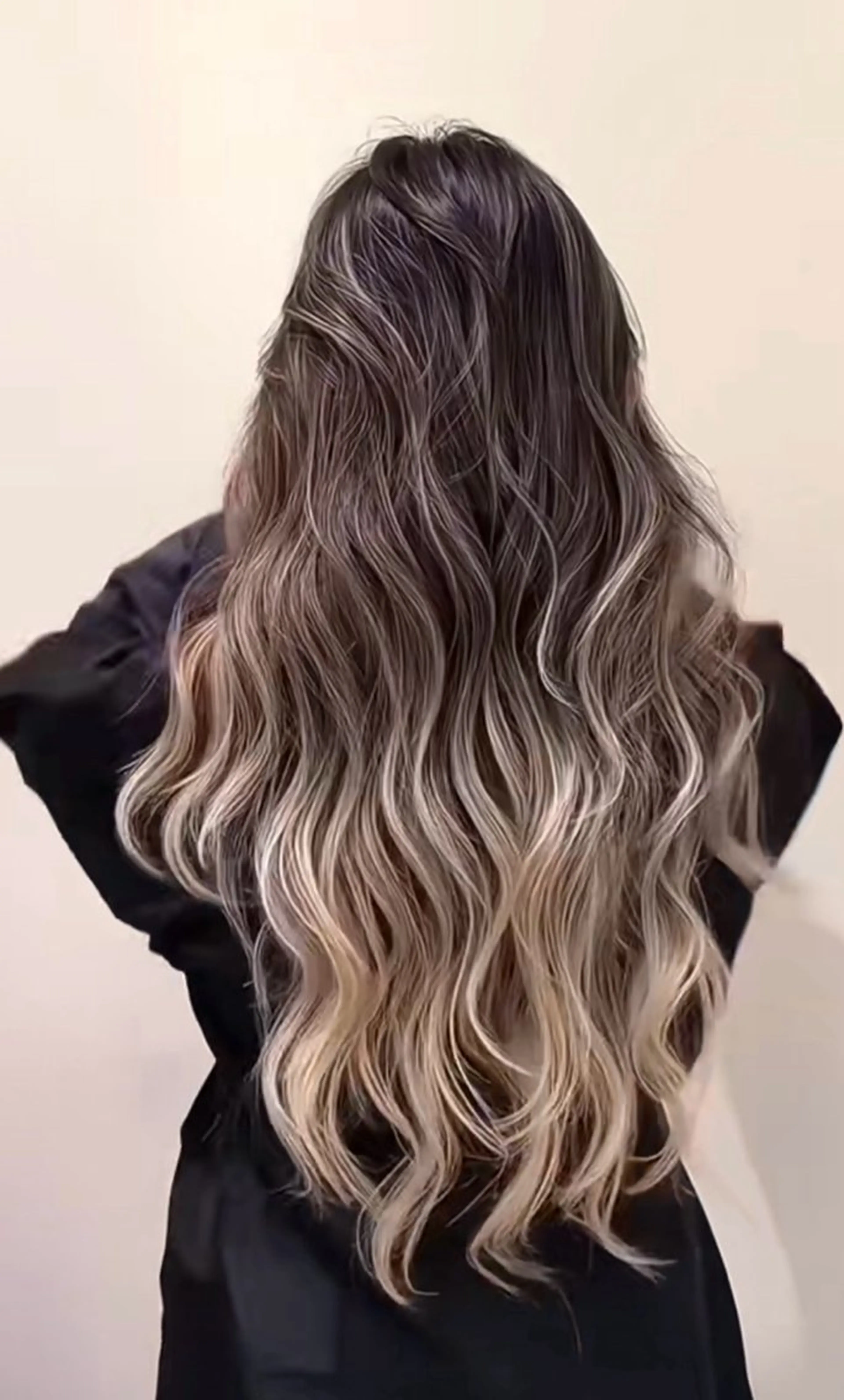 ロング カラー 今宫 ななのヘアスタイル