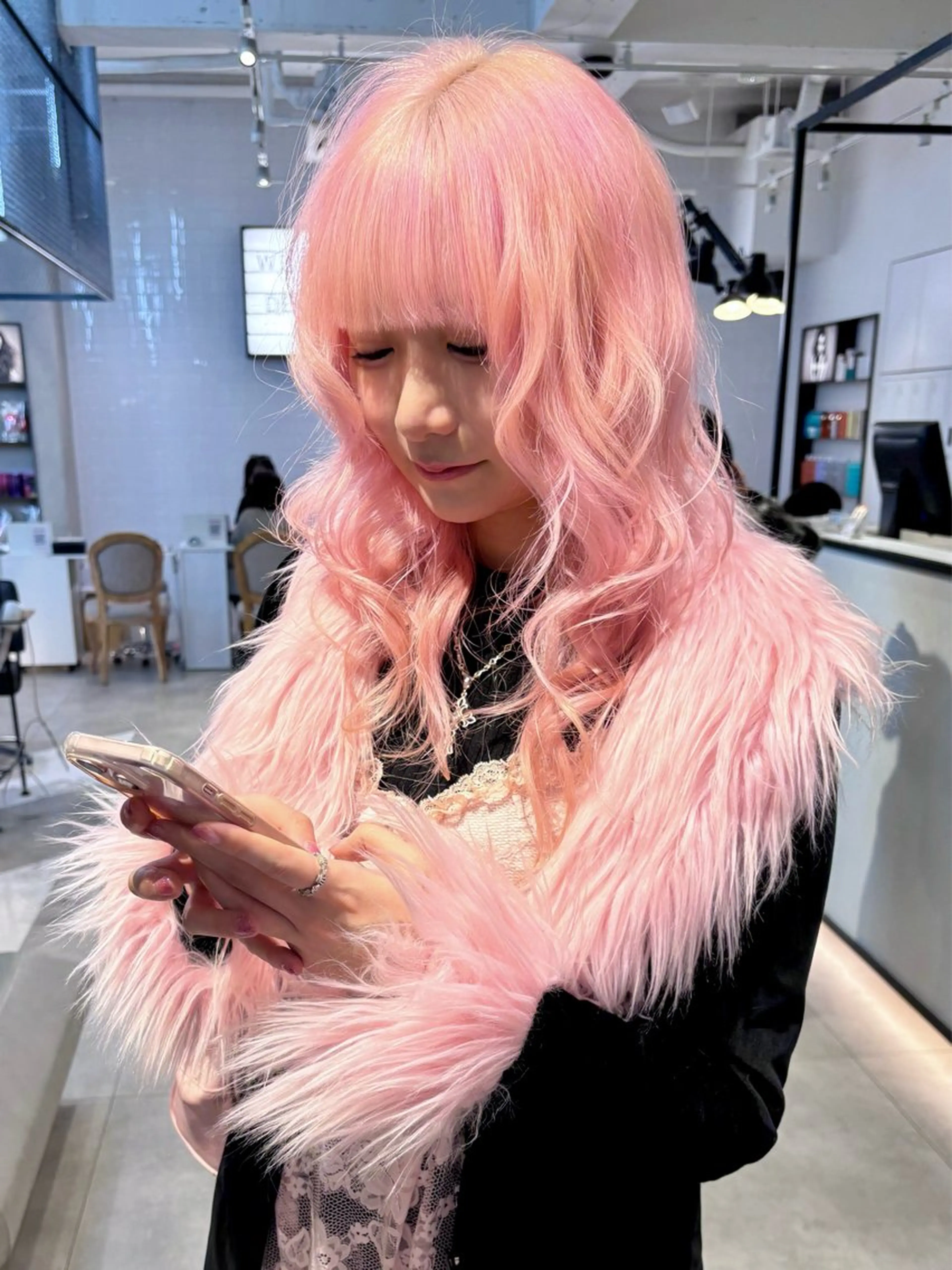 ロング ヘアカラー ハイトーン/レイヤー nail 百咲💌のヘアスタイル