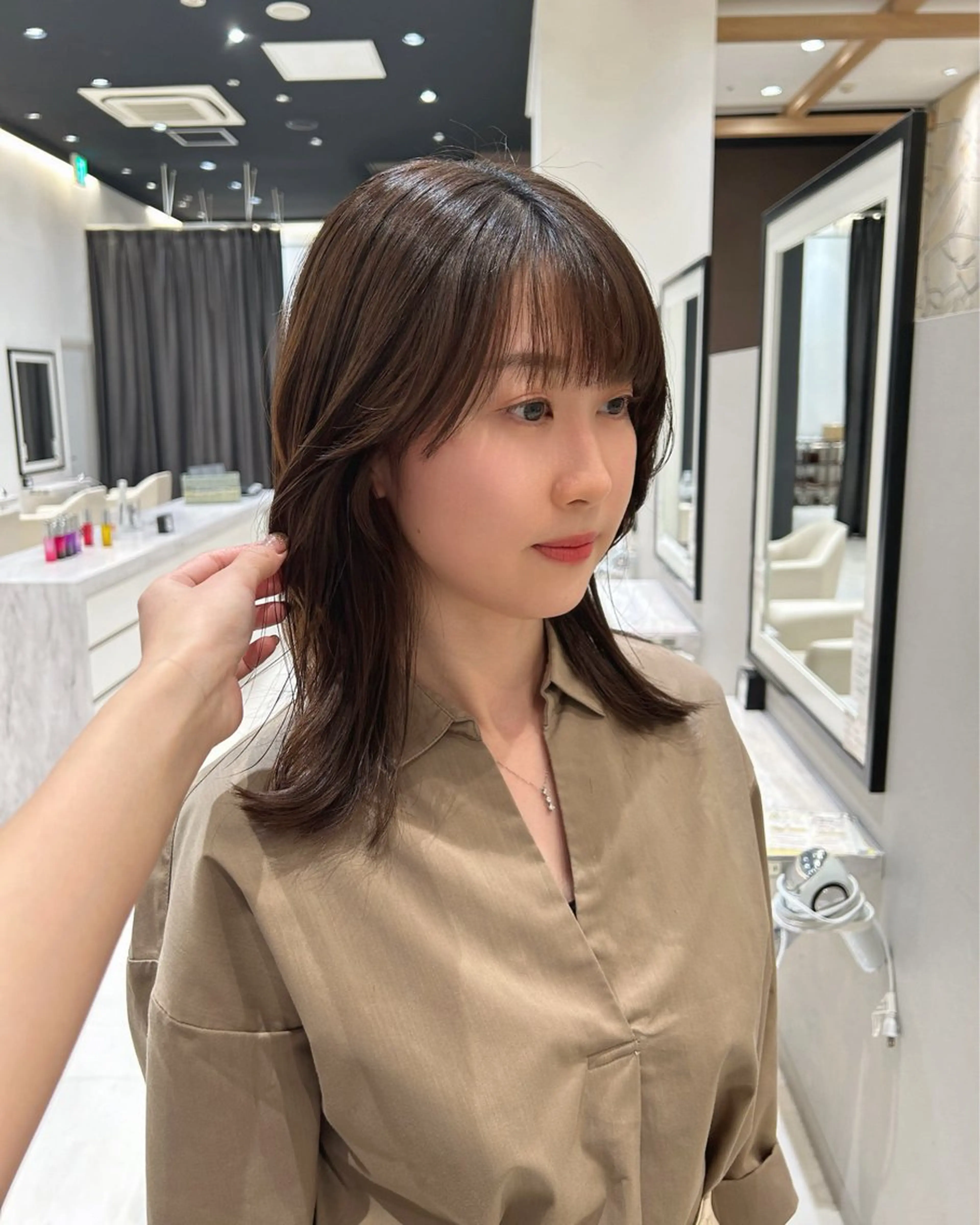 ミディアム カット ktwo☆ 暗艶髪☆姫野琳のヘアスタイル