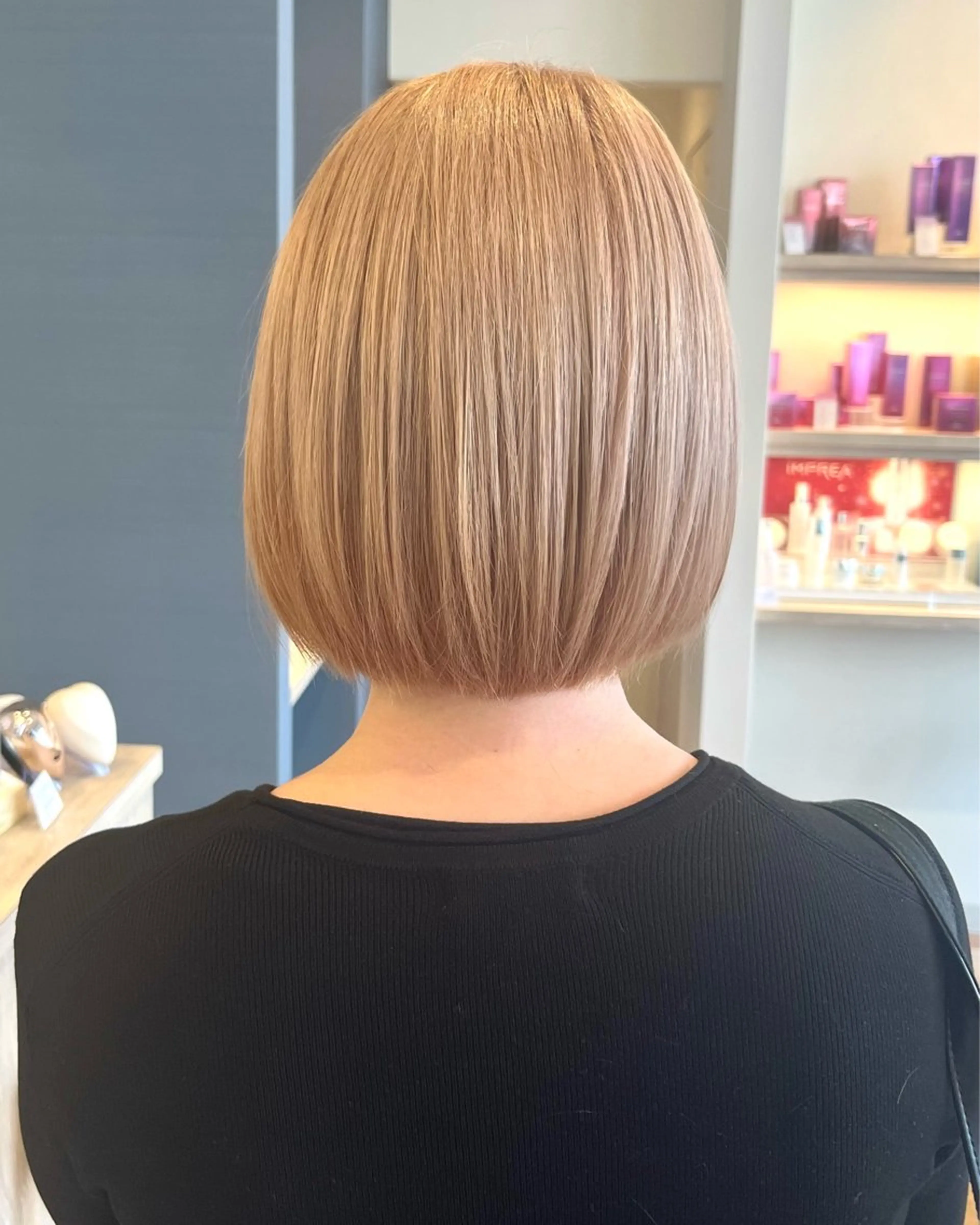 【ハイトーン×美髪キープ】ケアブリーチ➕トリートメント　¥15220の写真