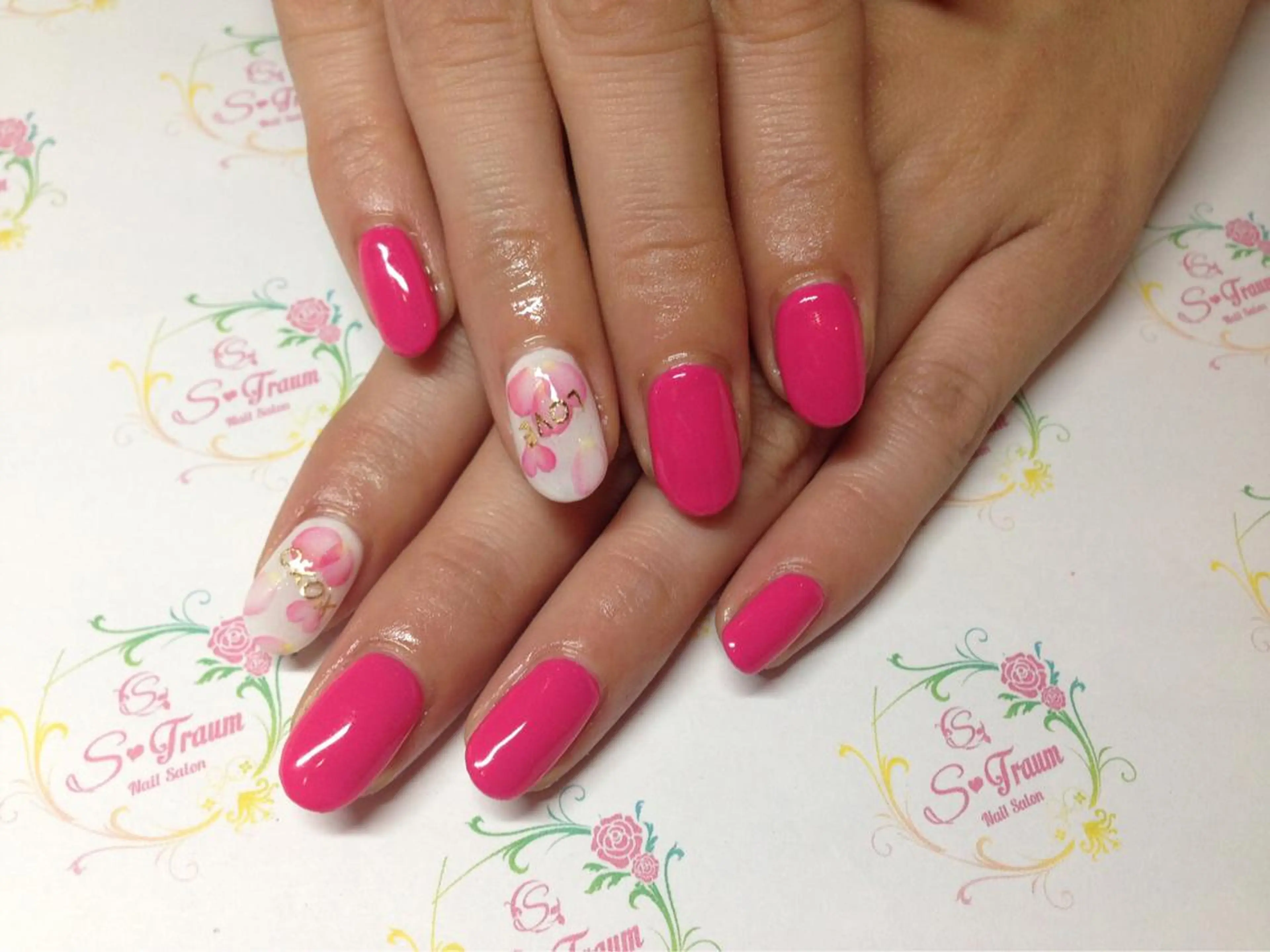 ネイル Nail Salon S-Traum所属・Nail Salon S-Traumのネイルデザイン