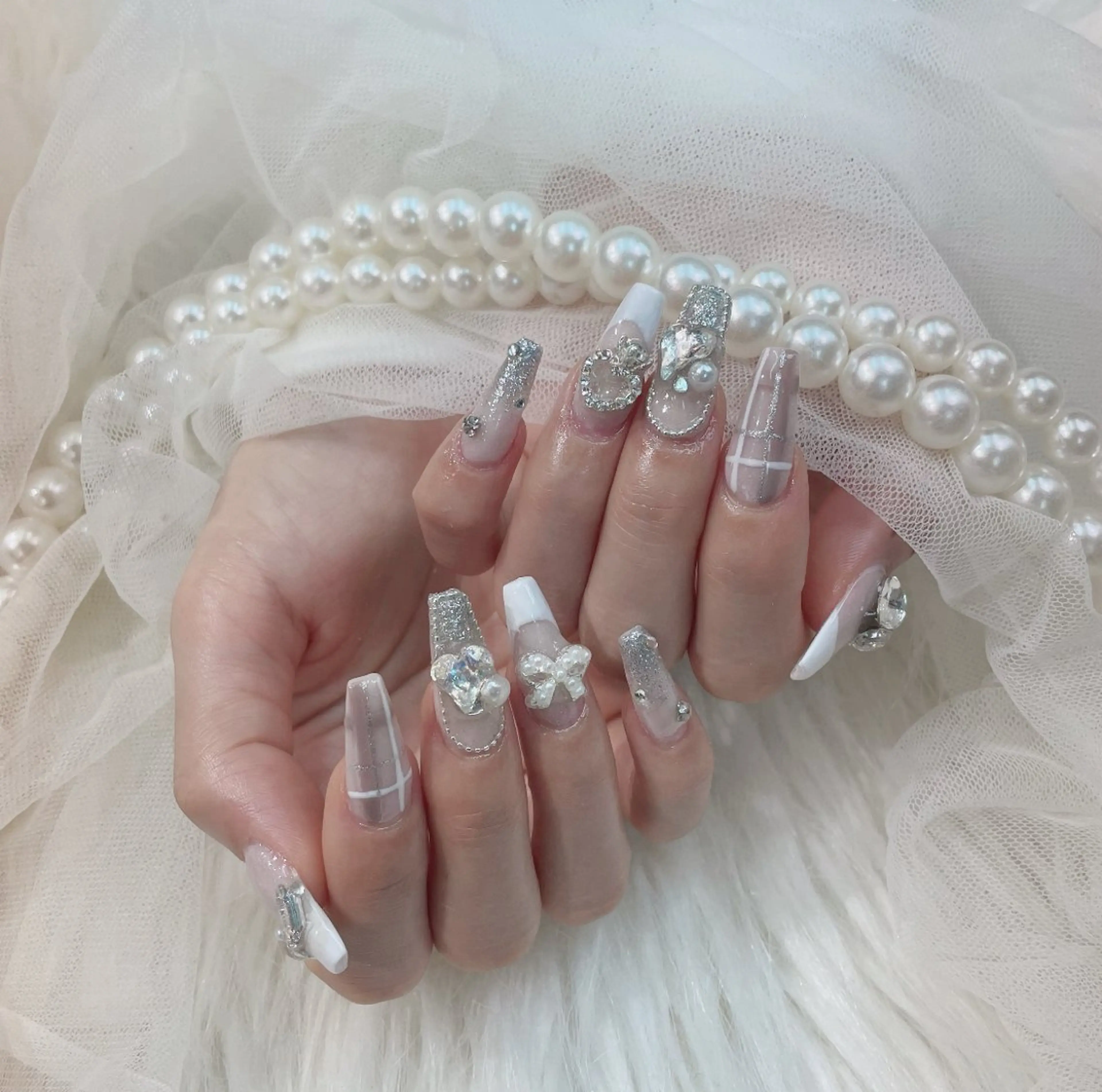 ネイル フレンチネイル ベスティオーラ所属・ベスティオーラ/小竹 花香のネイルデザイン