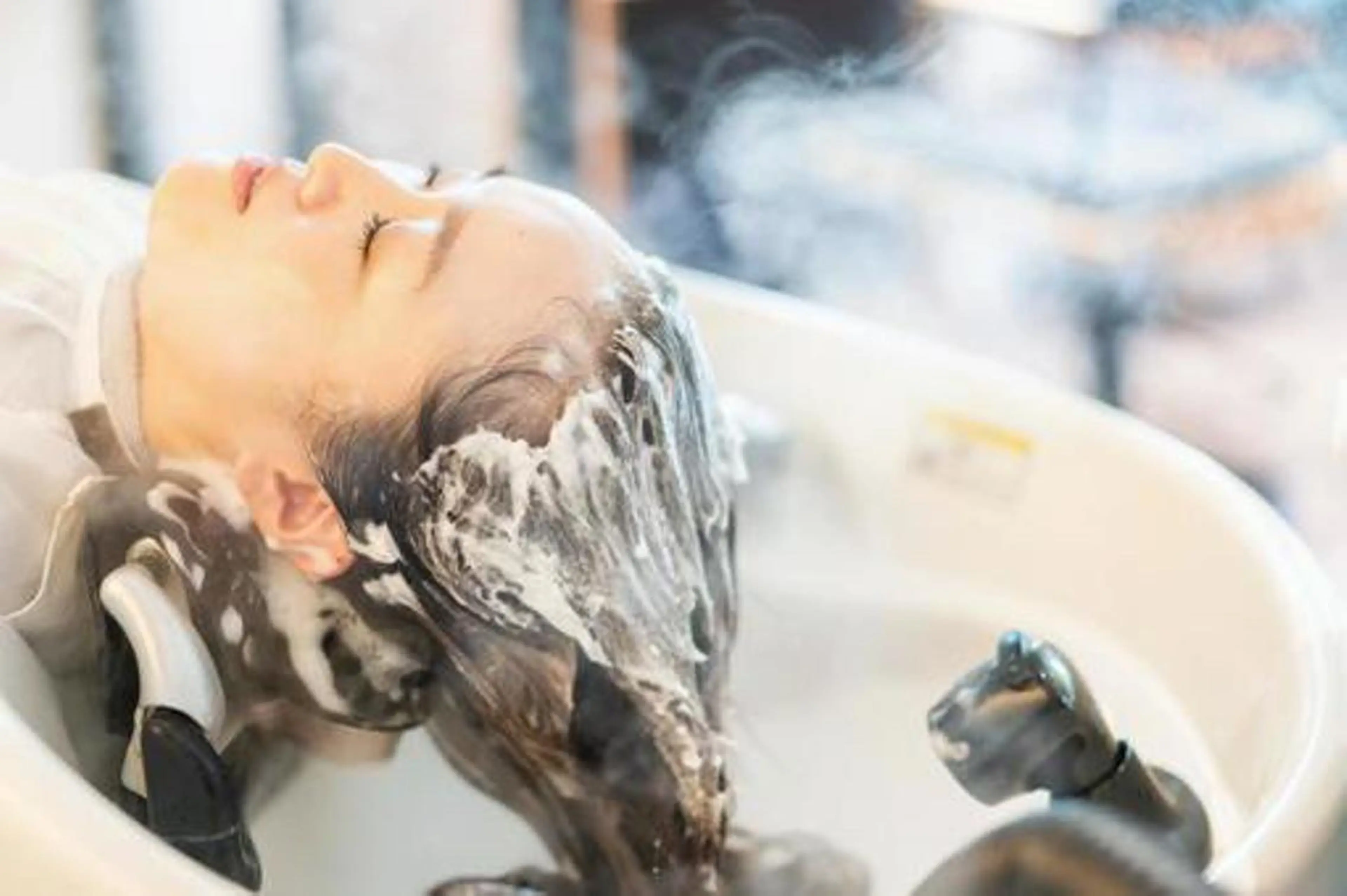 EARTH中島 秋桜久のヘアスタイル