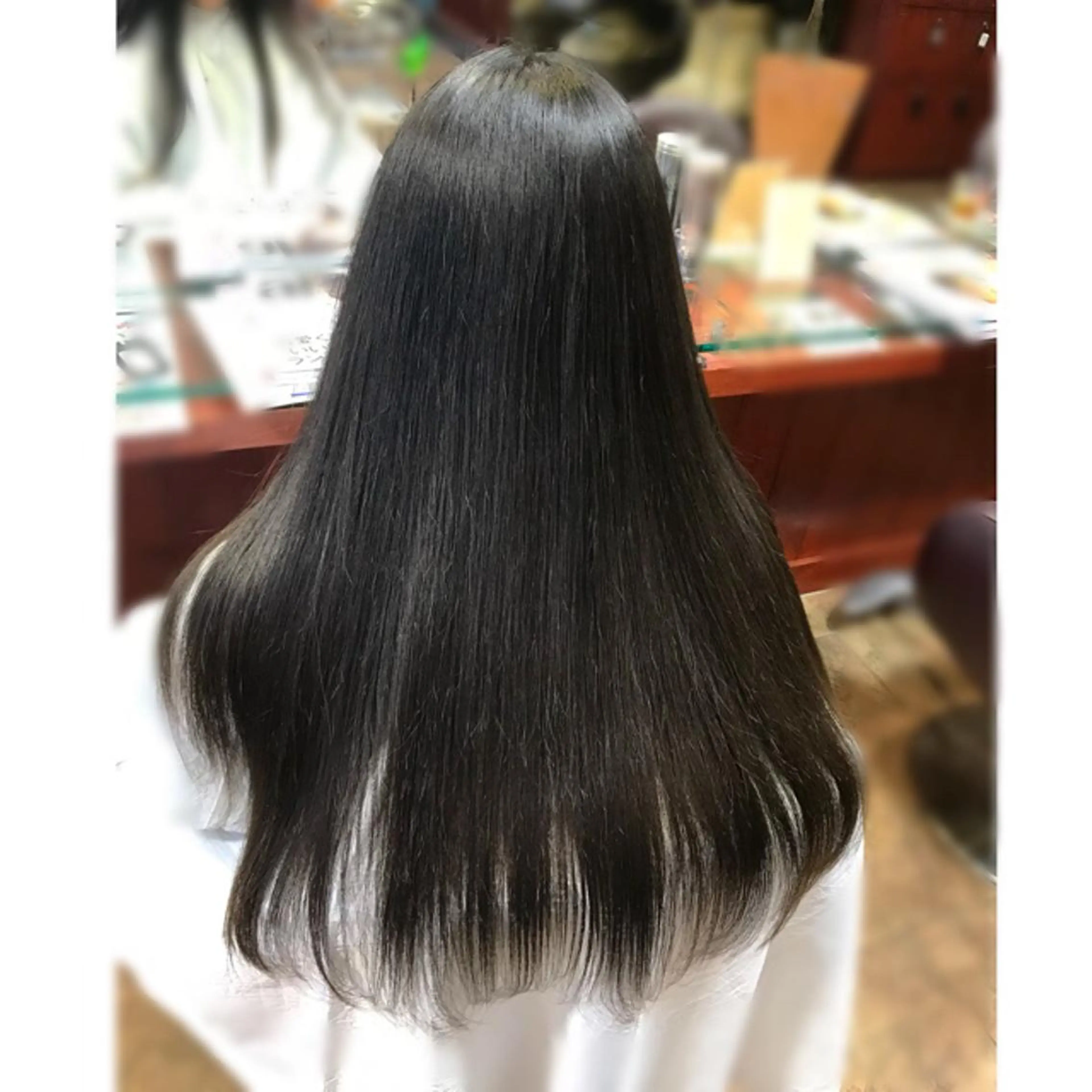 ロング 嶋村 望美のヘアスタイル