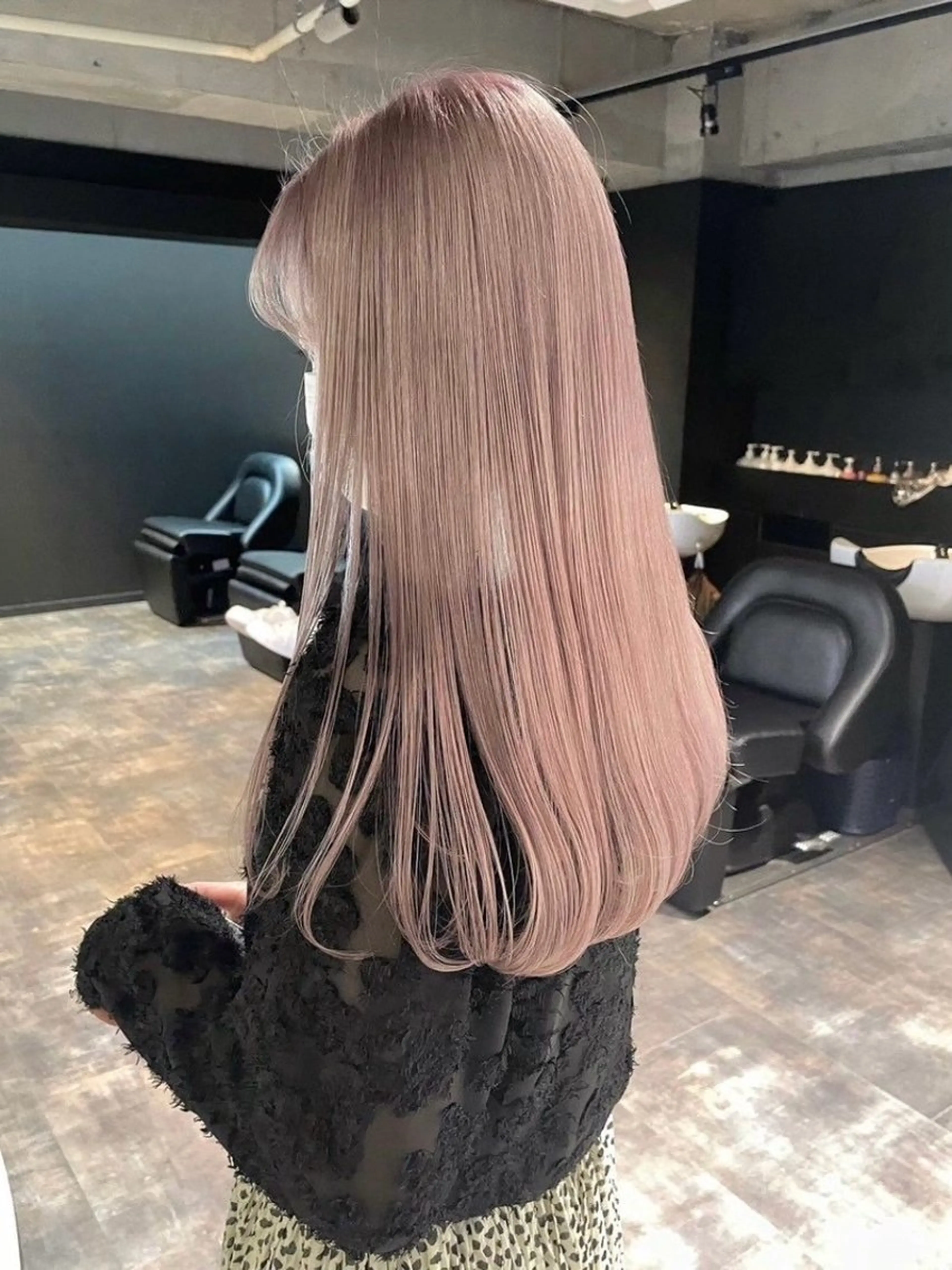 ロング カラー ベージュカラー ミルクティーベージュ ヘアカラー 🐰aina/ ミルクティー/ピンクのヘアスタイル