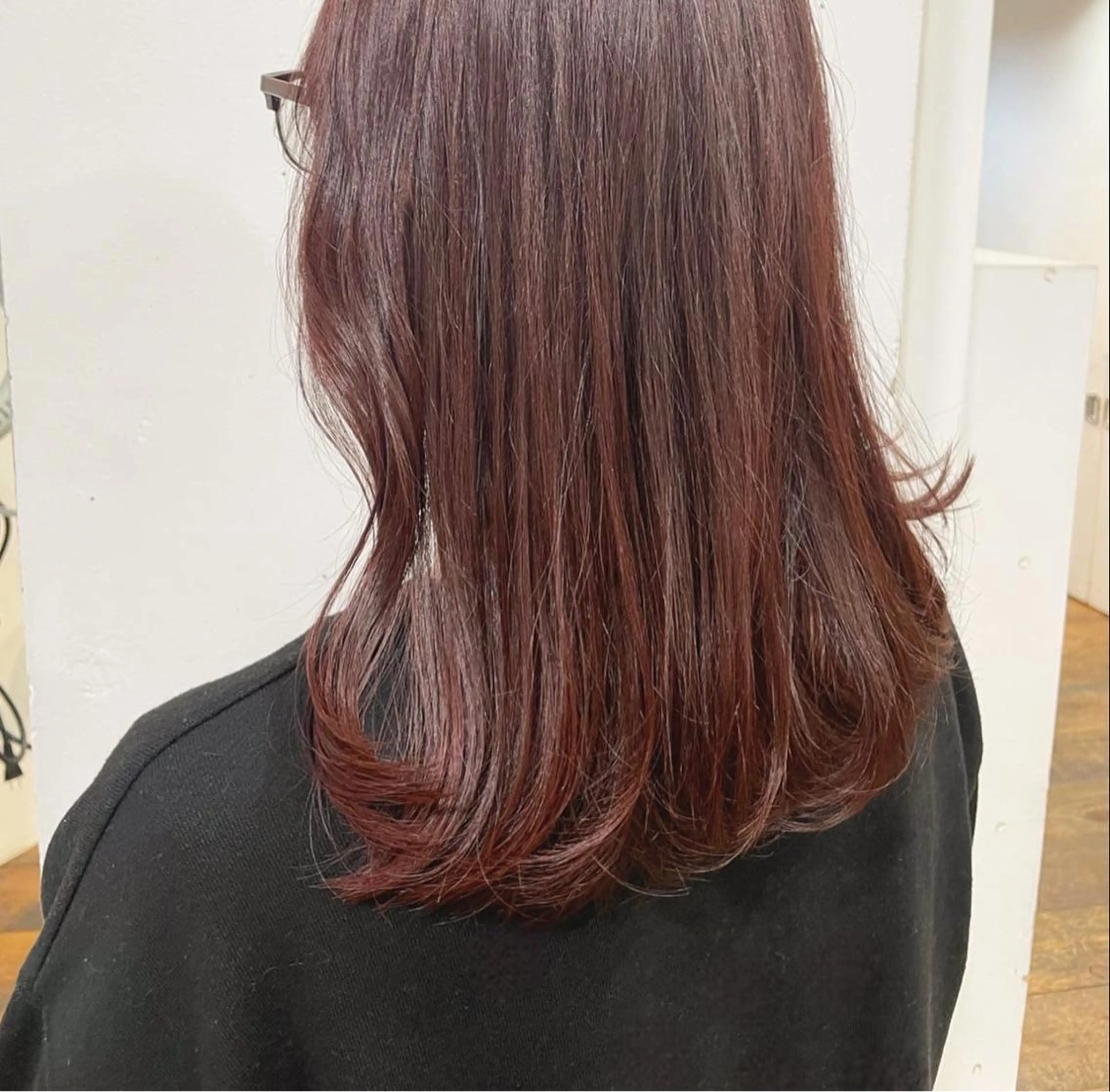 ミディアム カラー カット ヘアカラー ブリーチなしで透け感 暖色カラーボブaoiのヘアスタイル