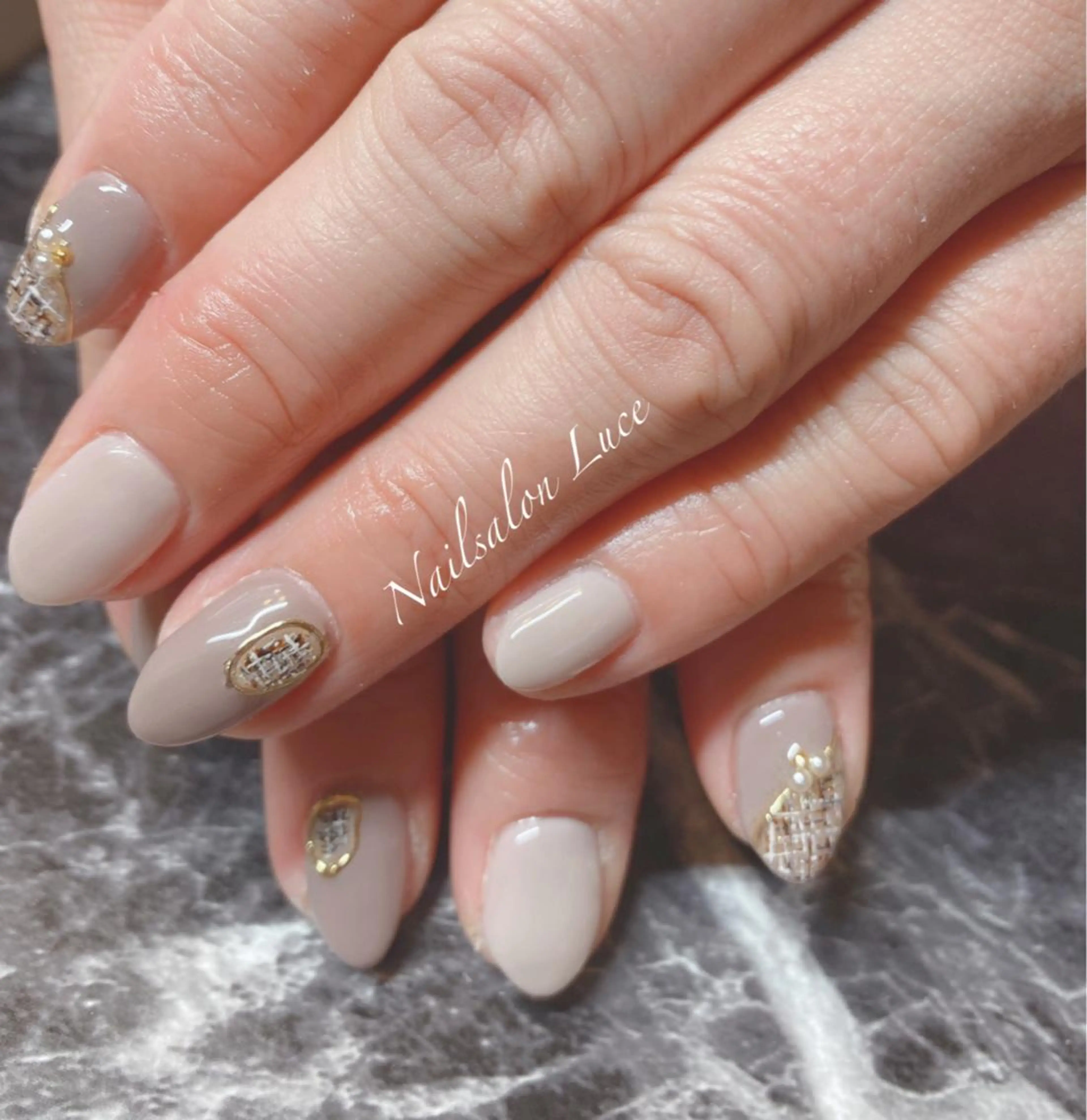 ネイル ツイードネイル ネイル& 脱毛サロン　Lのマツエク・マツパデザイン