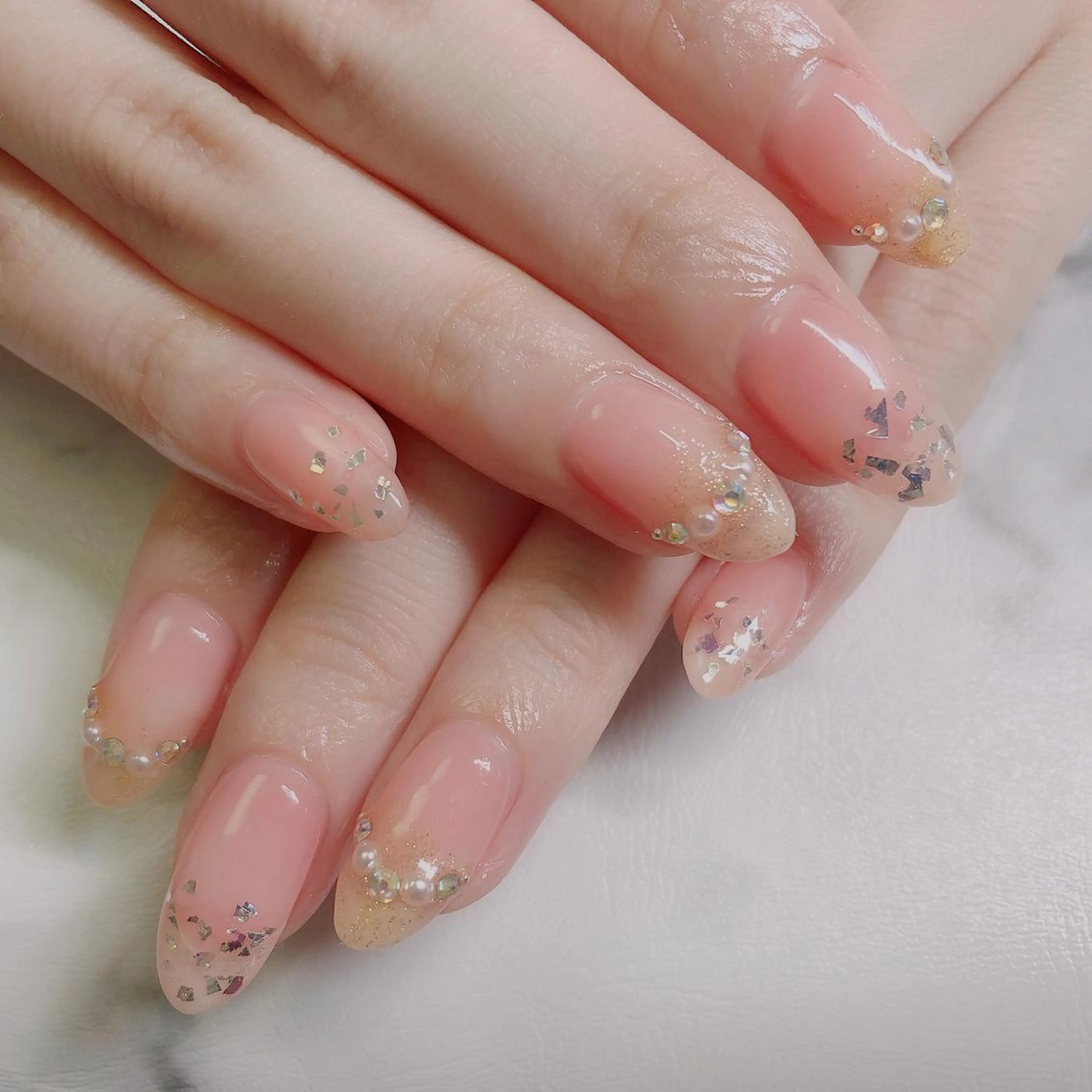 ネイル ネイルサロンエクラ 🫧Shizukaのネイルデザイン