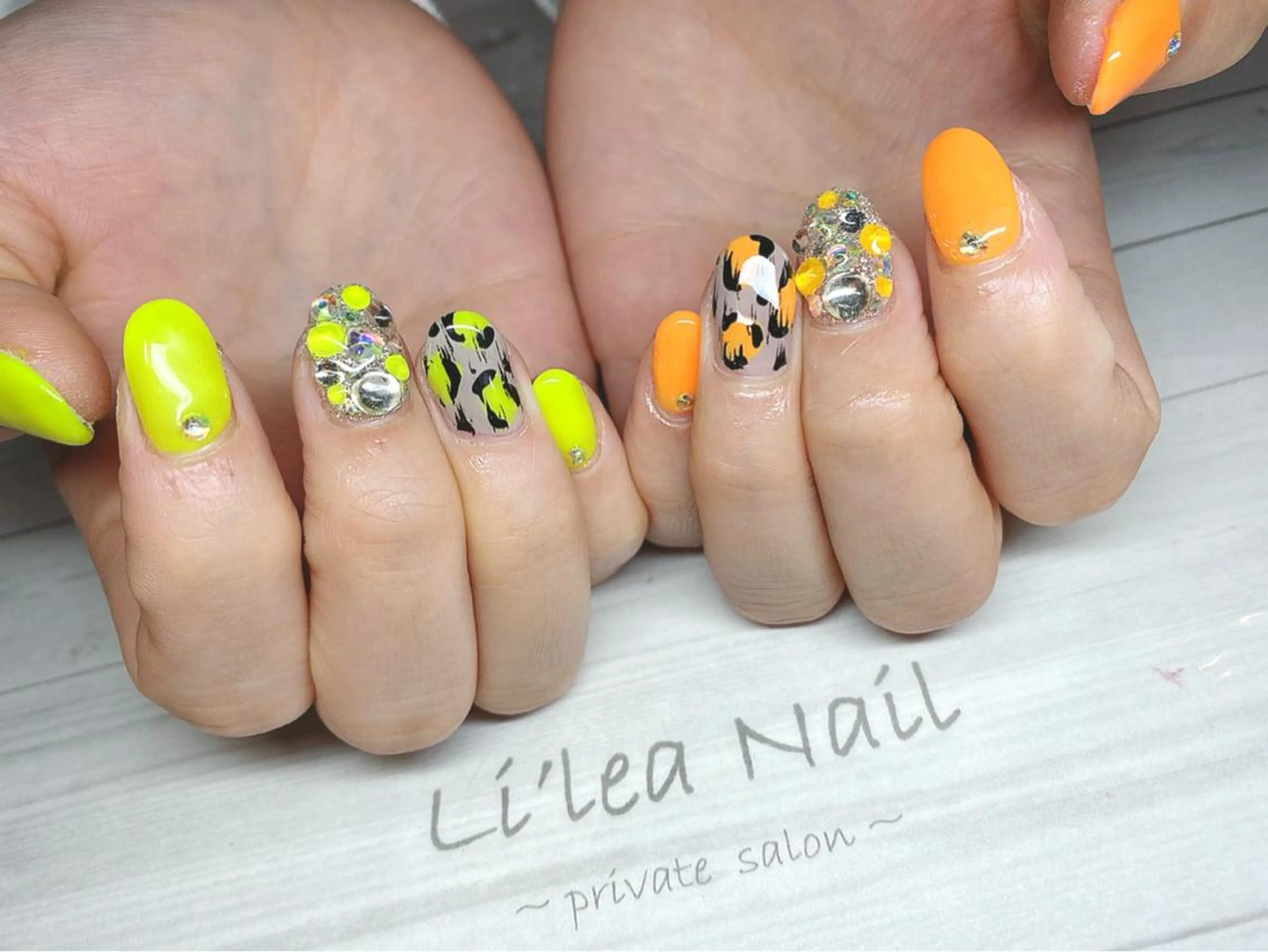 ネイル Li'leaNail AINAのネイルデザイン