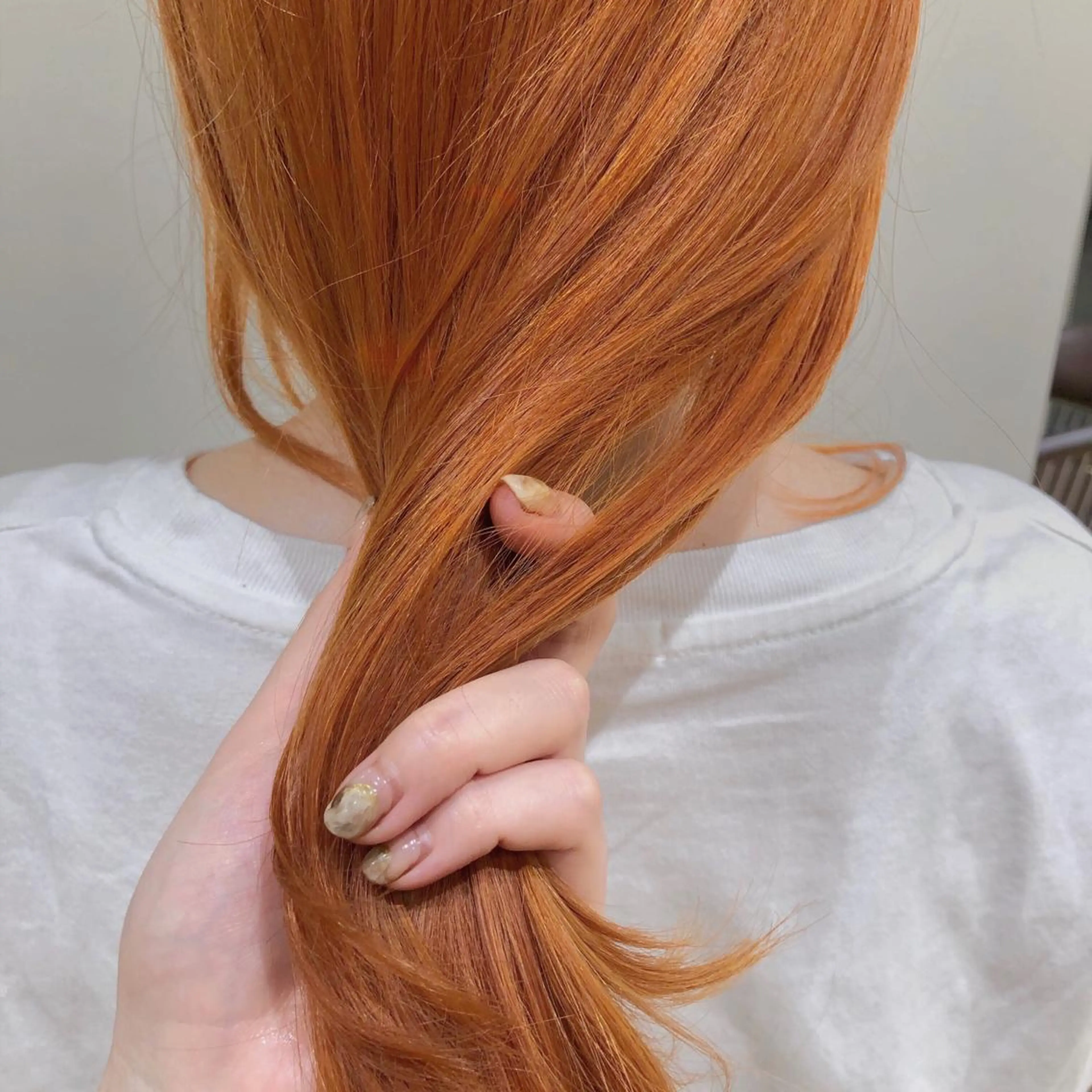 セミロング tela所属・こばやし かんなのマツエク・マツパデザイン