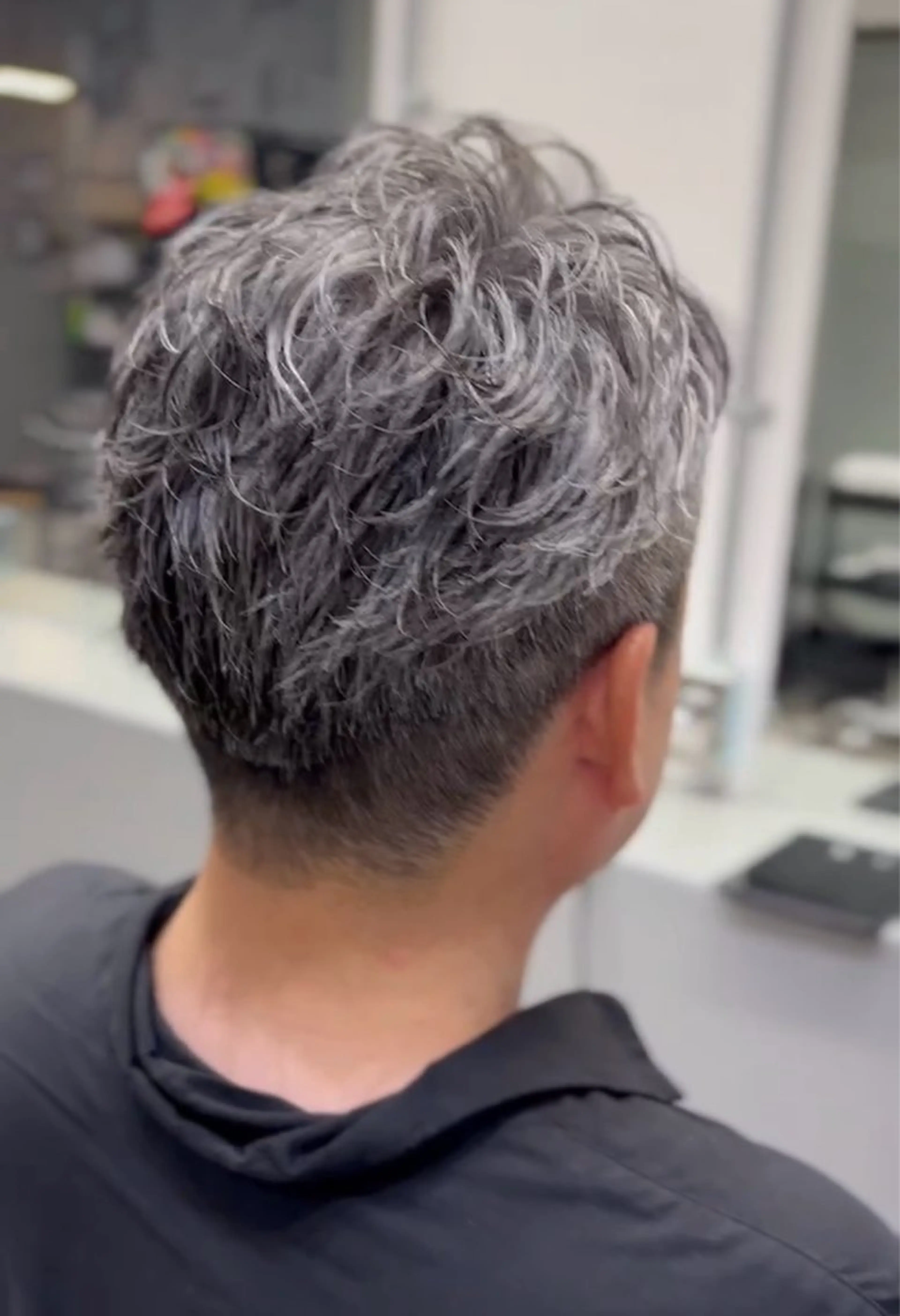 ショート パーマ メンズ カット パーマ メンズ専門サロン wokeのヘアスタイル