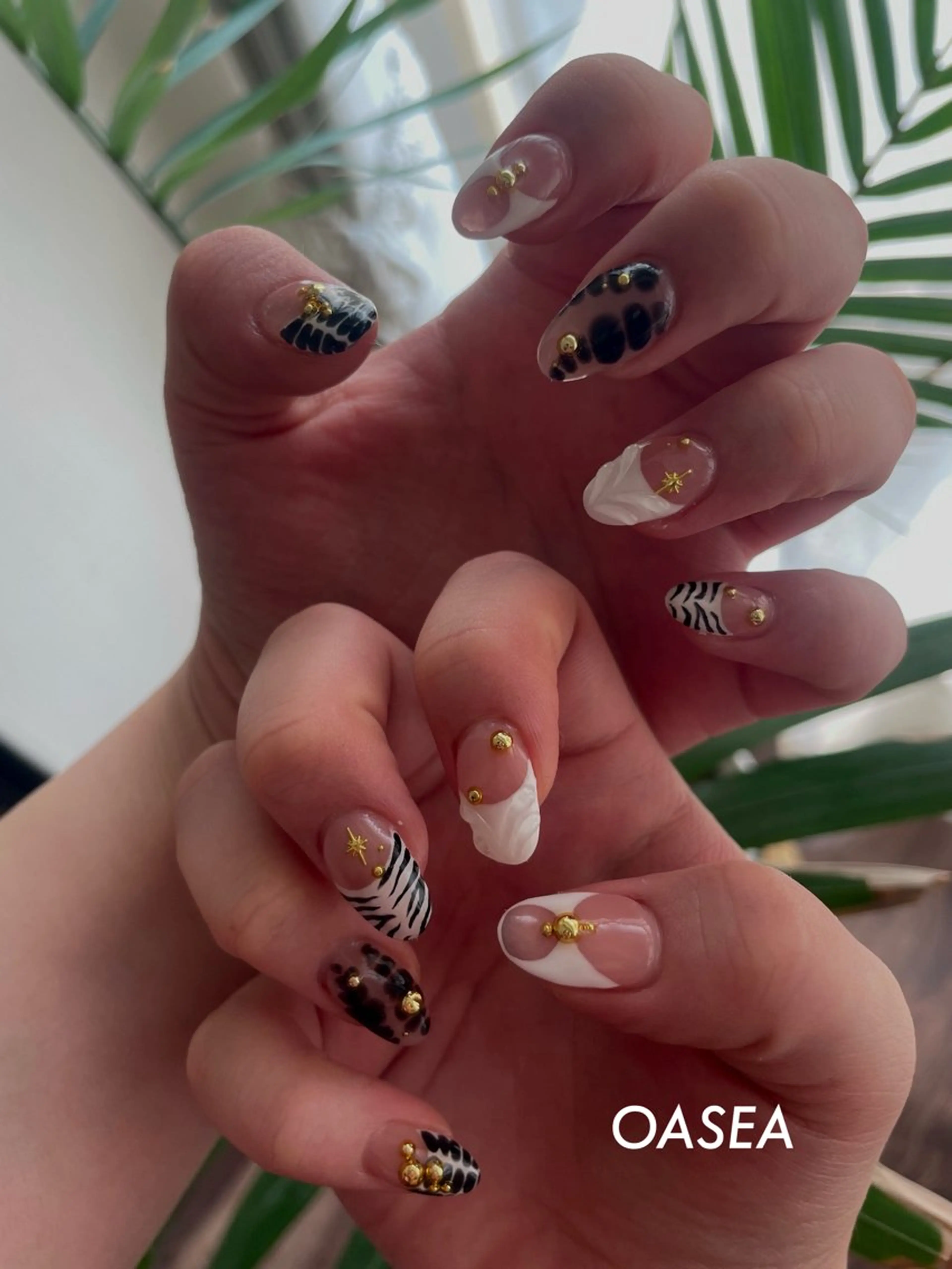 ネイル ハンドネイル 🌞💜 KAORI 🌴のネイルデザイン