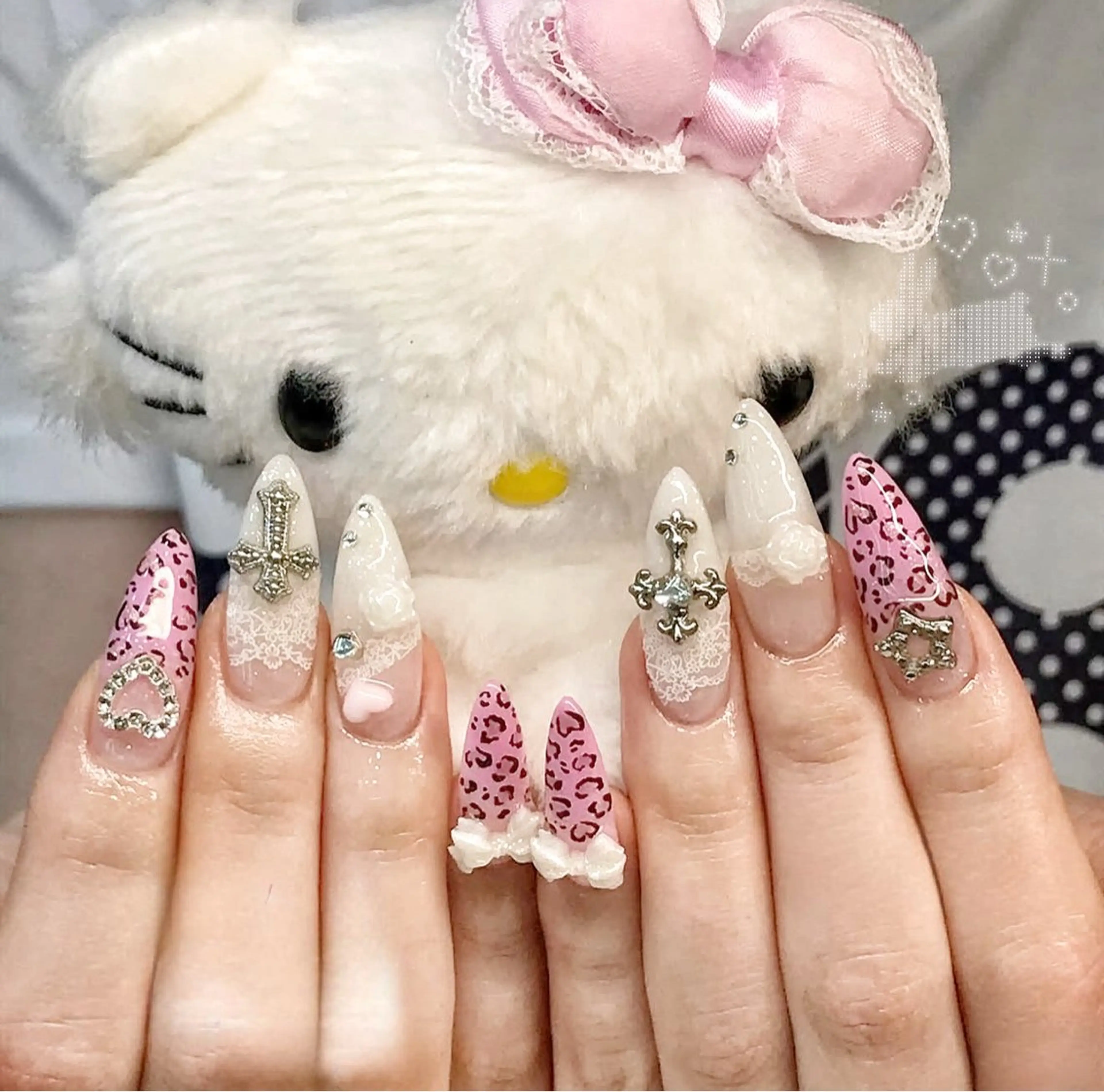 ネイル ボルドー チークネイル 成人式 フレンチネイル グラデーション ハンドネイル Lina nail所属・Luna 池袋のネイルデザイン