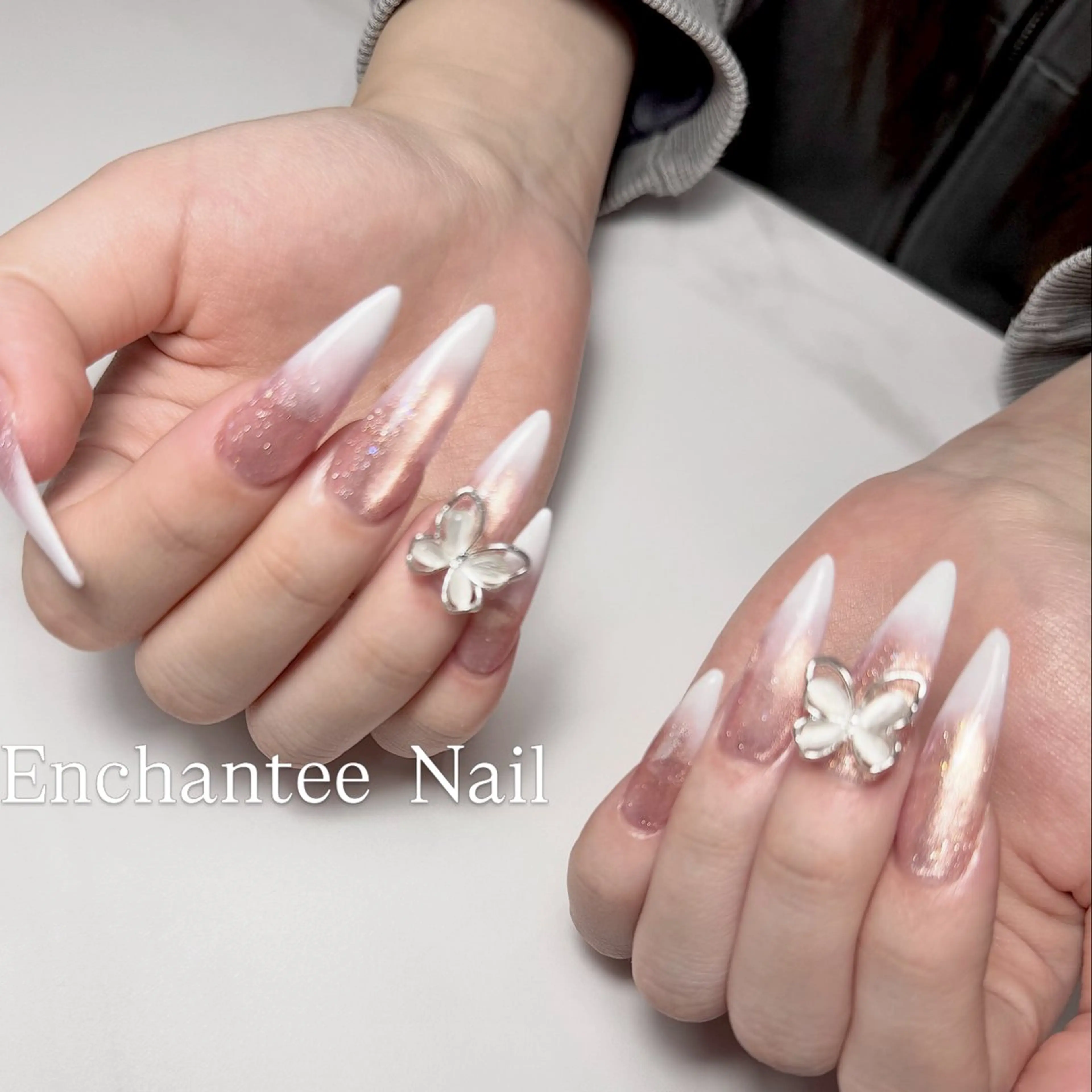ネイル ジェルネイル グラデーション ロングネイル マグネットネイル スカルプネイル enchantee nail所属・Enchantée yukaのネイルデザイン