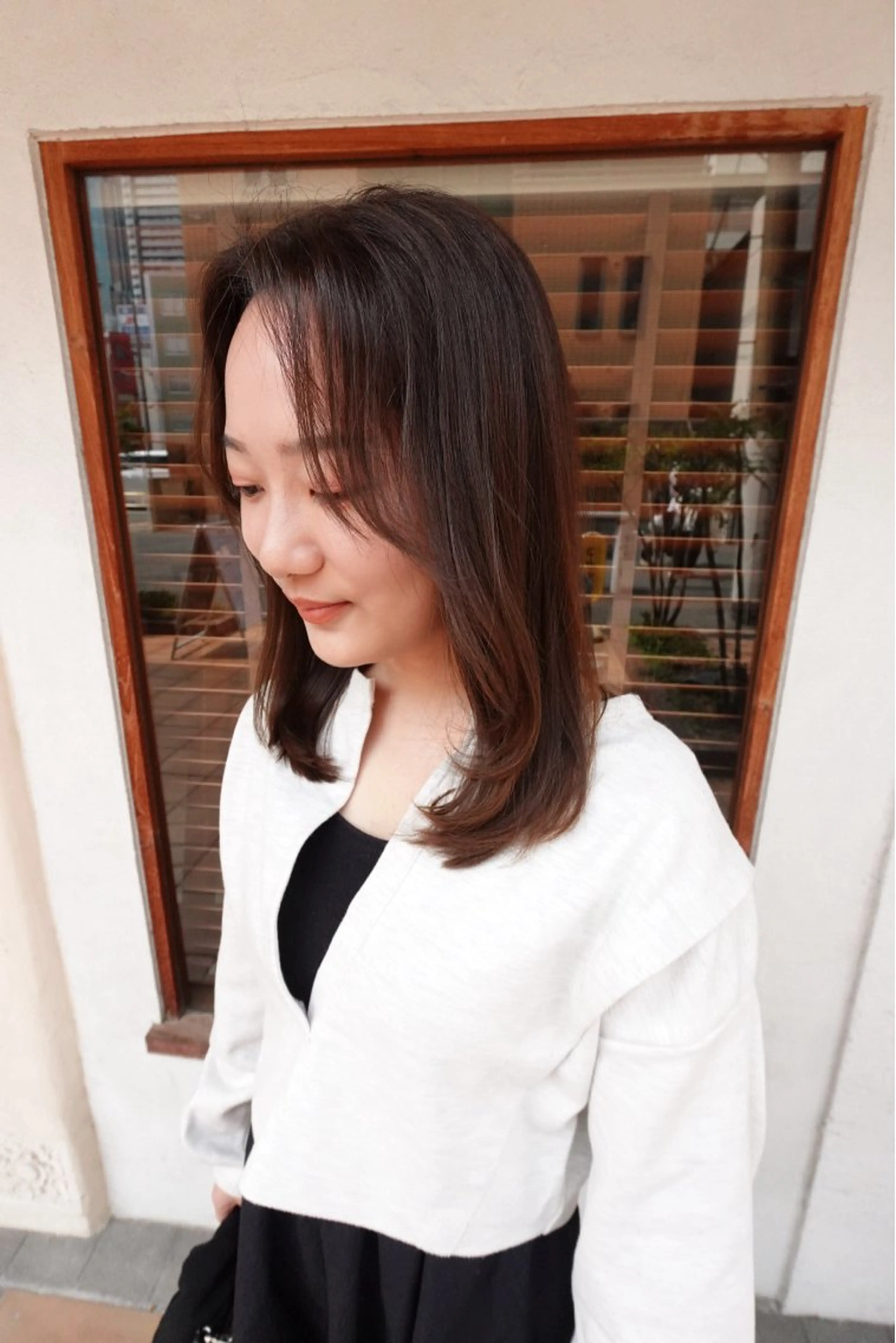 ミディアム カット ヘアカラー トリートメント ヘッドスパ putri店長 和田鈴采のヘアスタイル