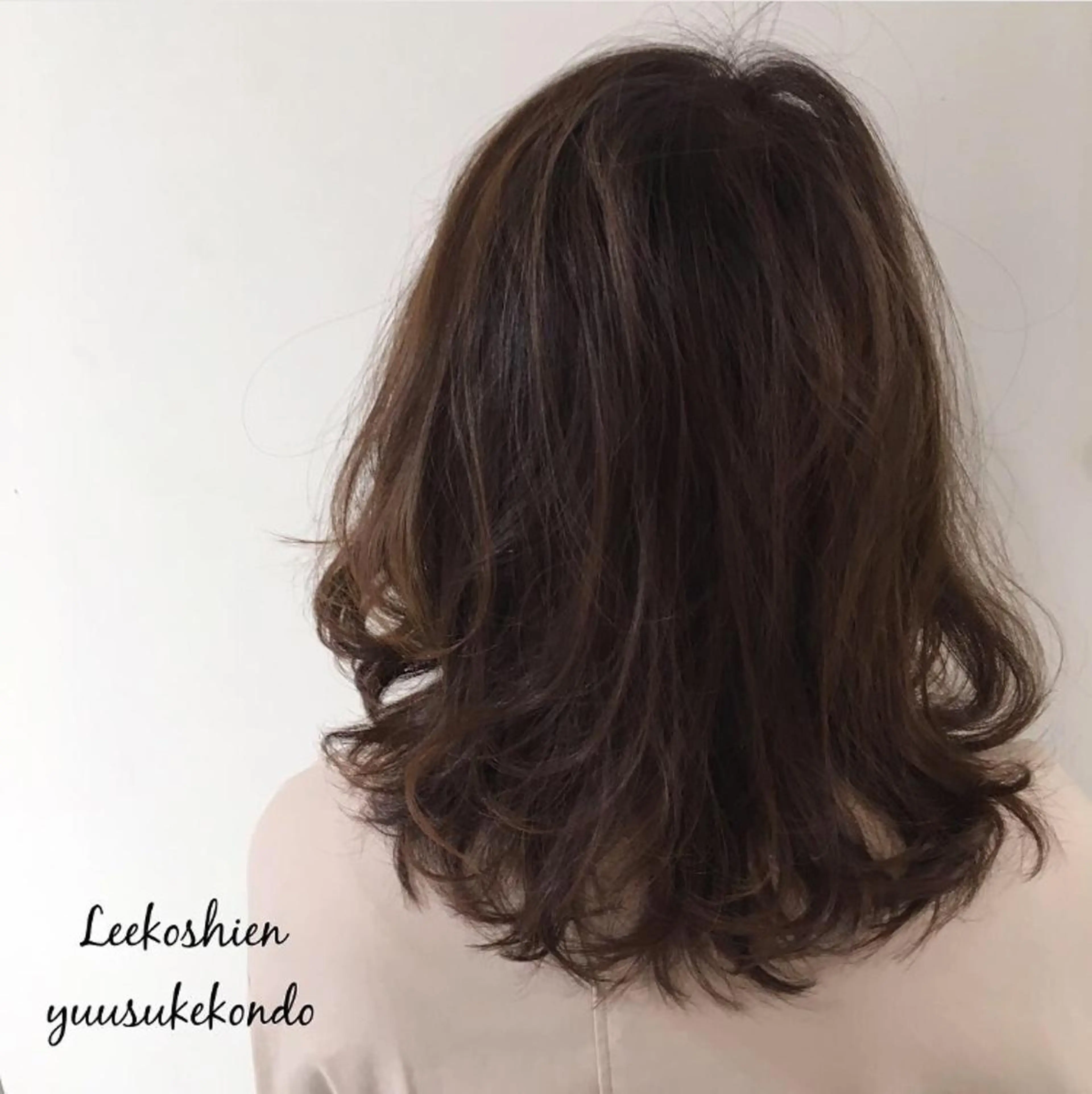 ショート ミディアム パーマ アッシュ _WHITE高槻所属・_WHITE高槻店 yusukeのヘアスタイル