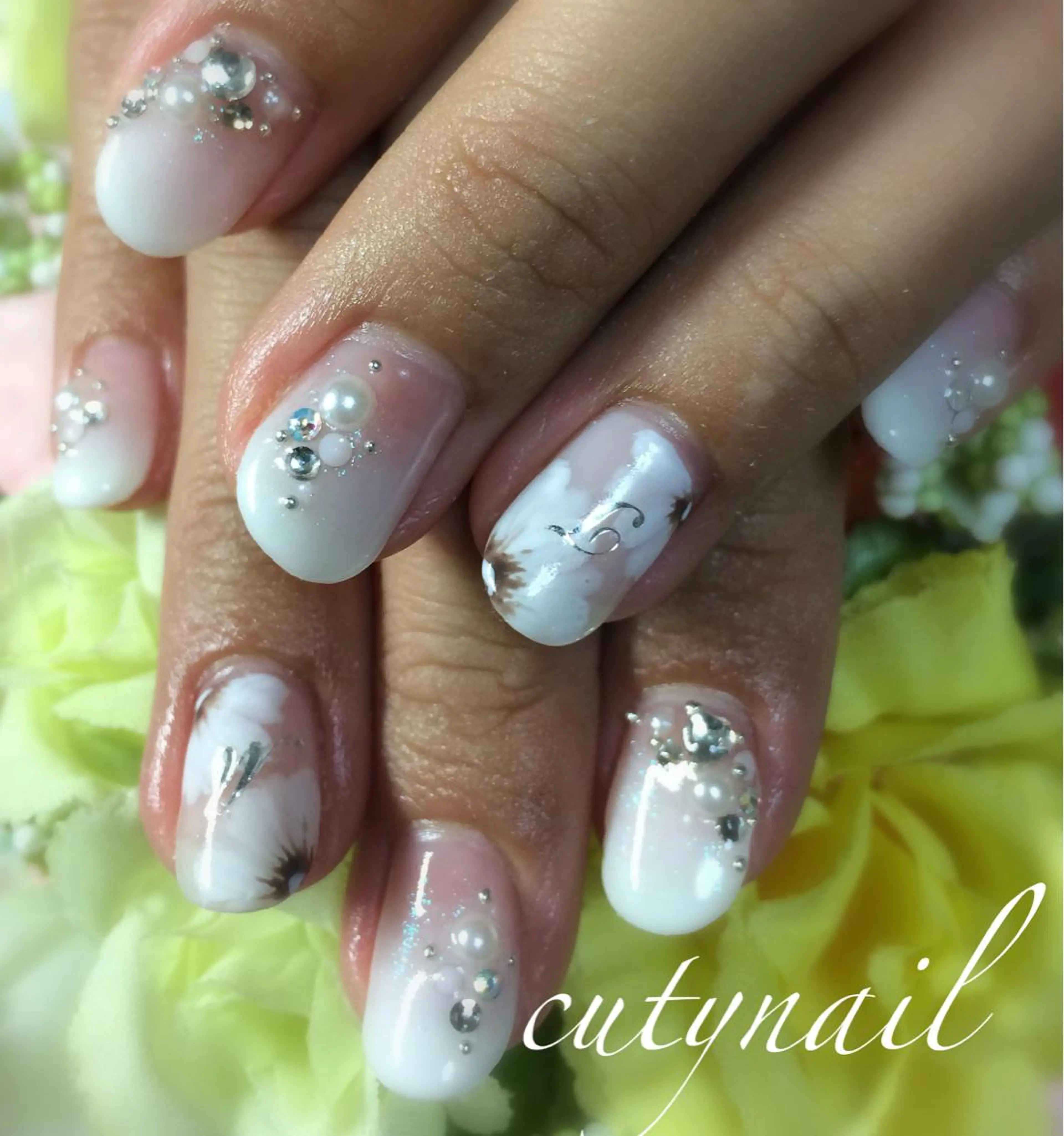 ネイル ジェルネイル cuty nailのネイルデザイン