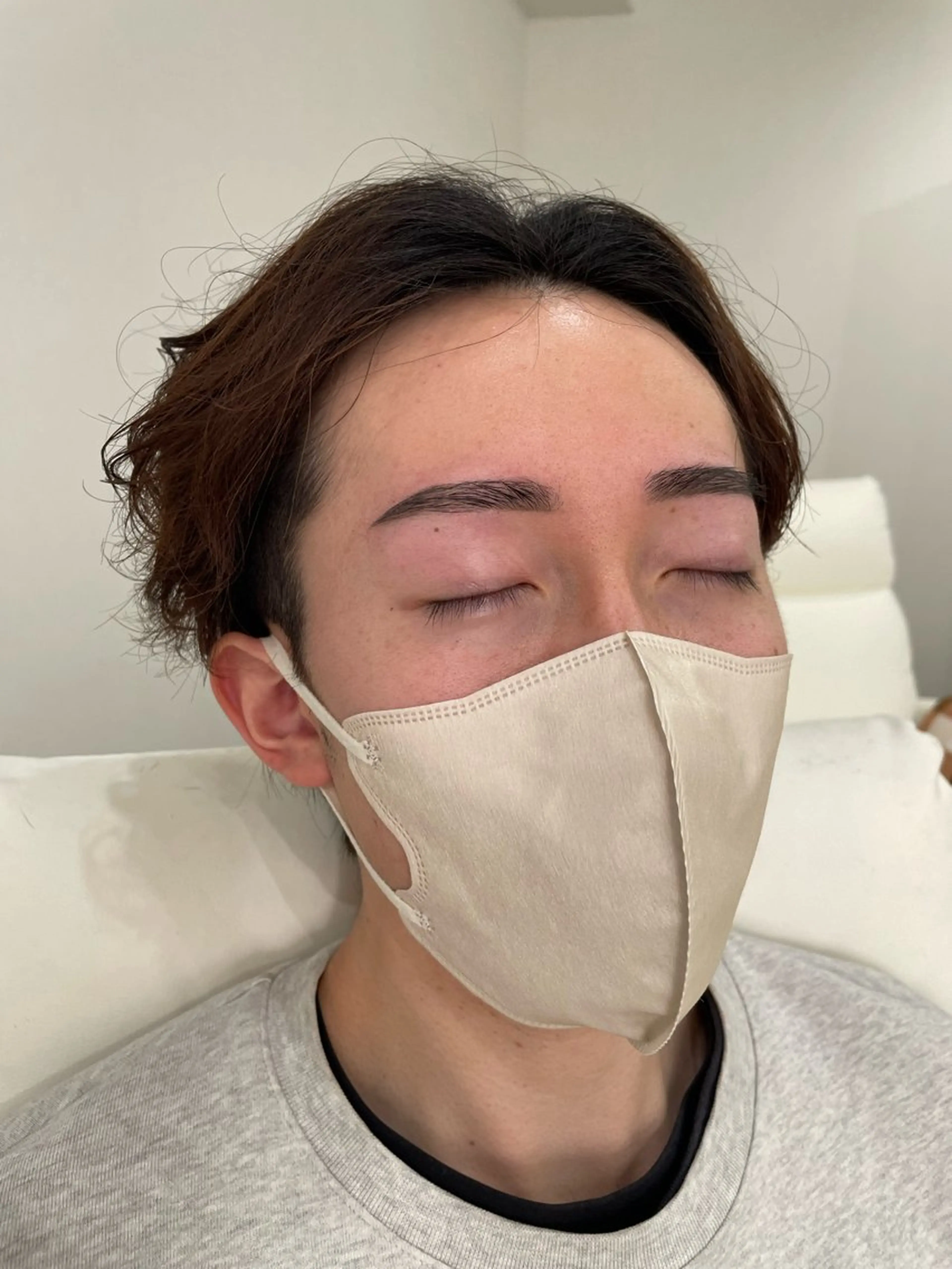 メンズ アイブロウ アイブロウサロン店長 🫧AMIの眉毛・アイブロウイメージ