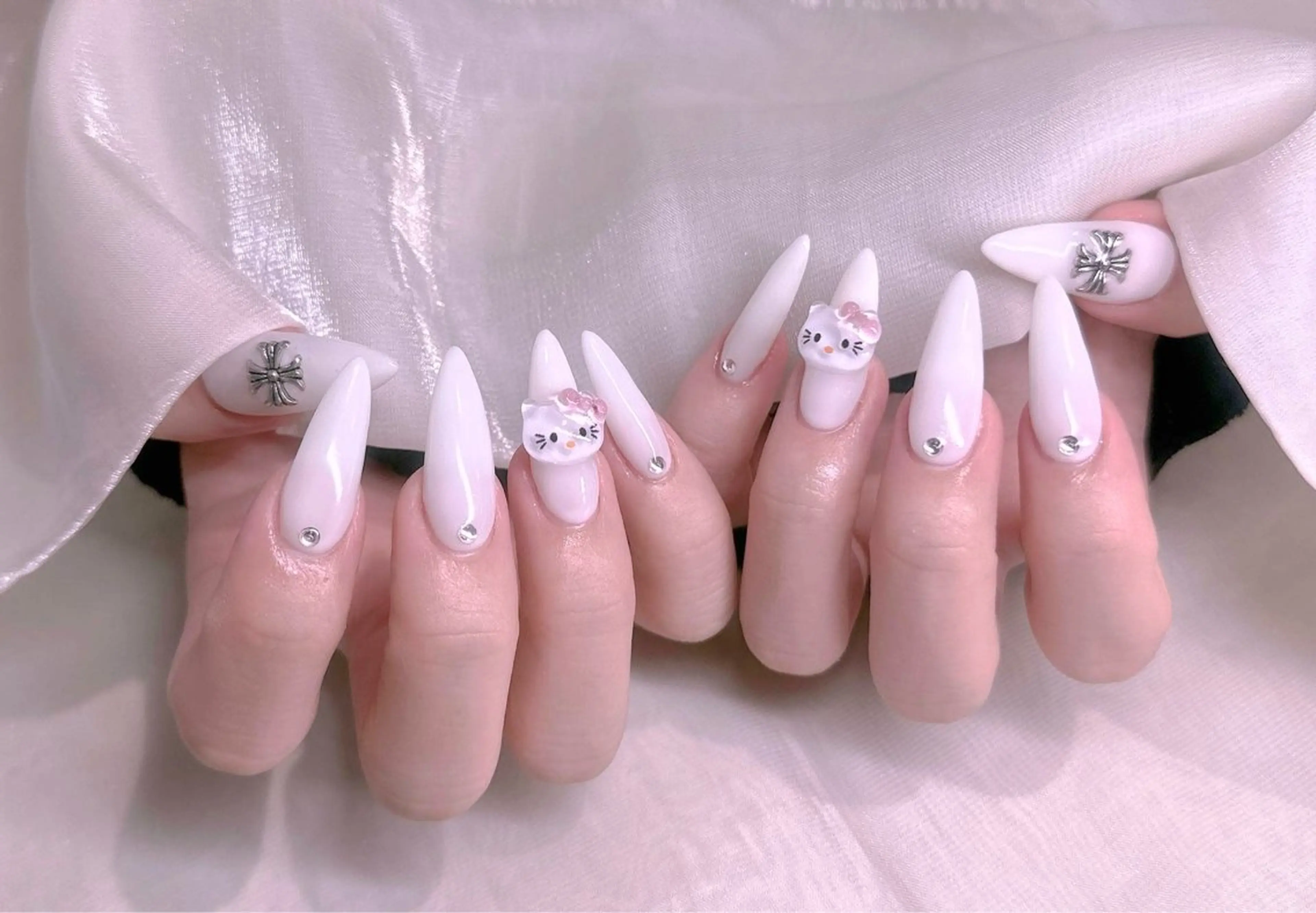 ネイル ハンドネイル リン リンのネイルデザイン