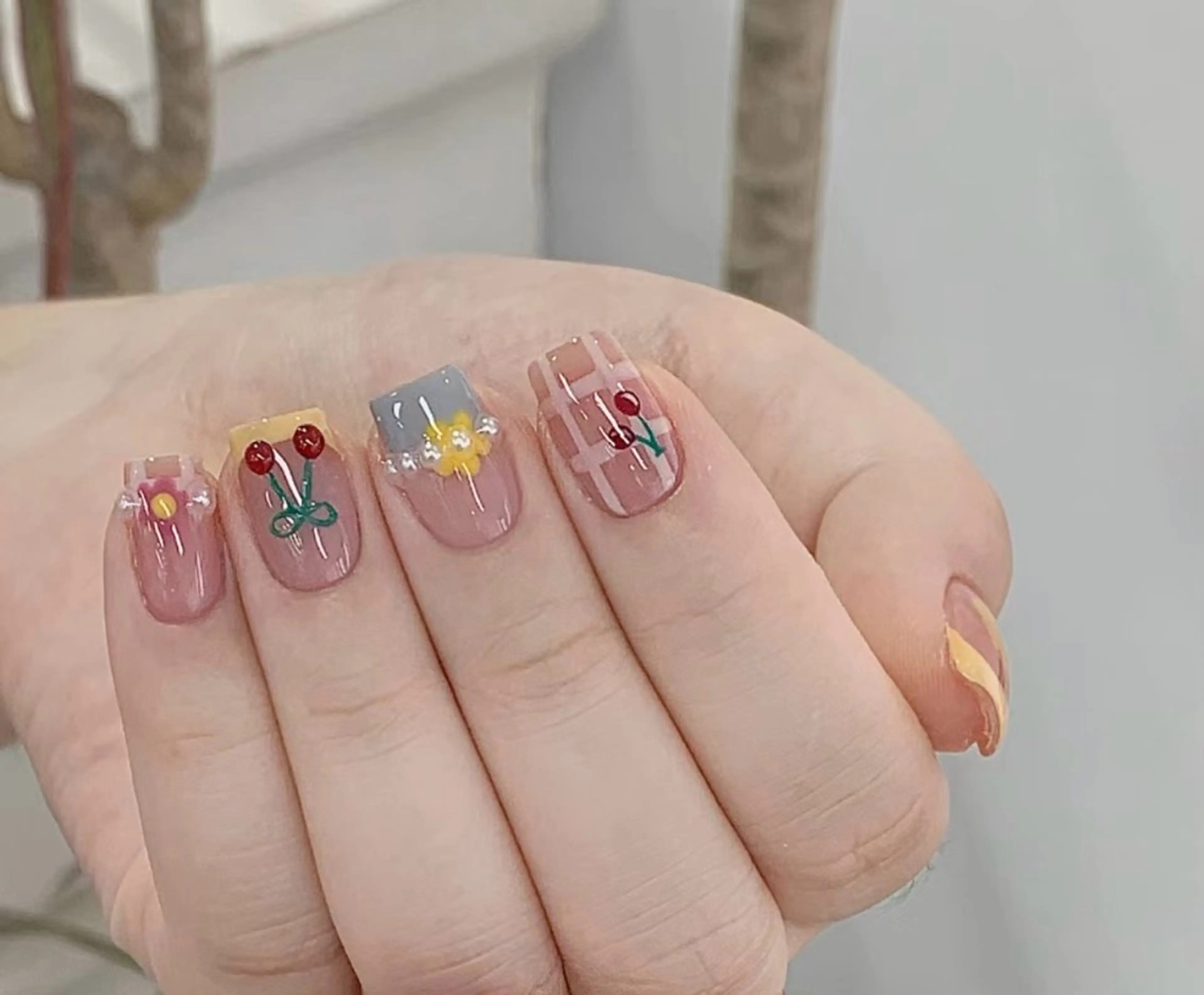 ネイル 💅E•U•B NAIL🌹所属・横浜市中区曙町 ネイルE·U·Bのネイルデザイン