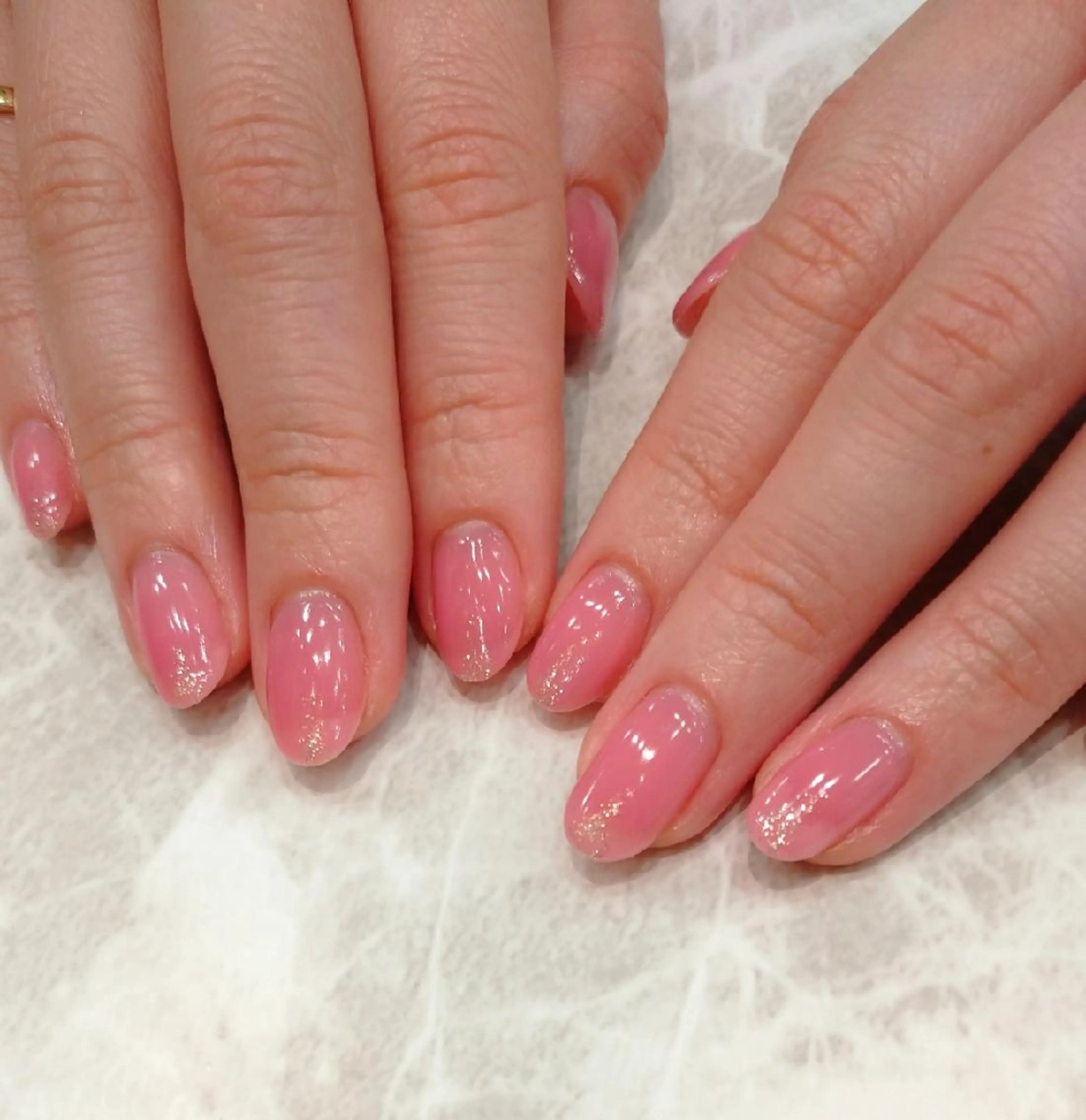 ネイル ジェルネイル ラメ(グリッター) オフィスネイル ワンカラーネイル パラジェル ハンドネイル 會田 瑠衣のネイルデザイン