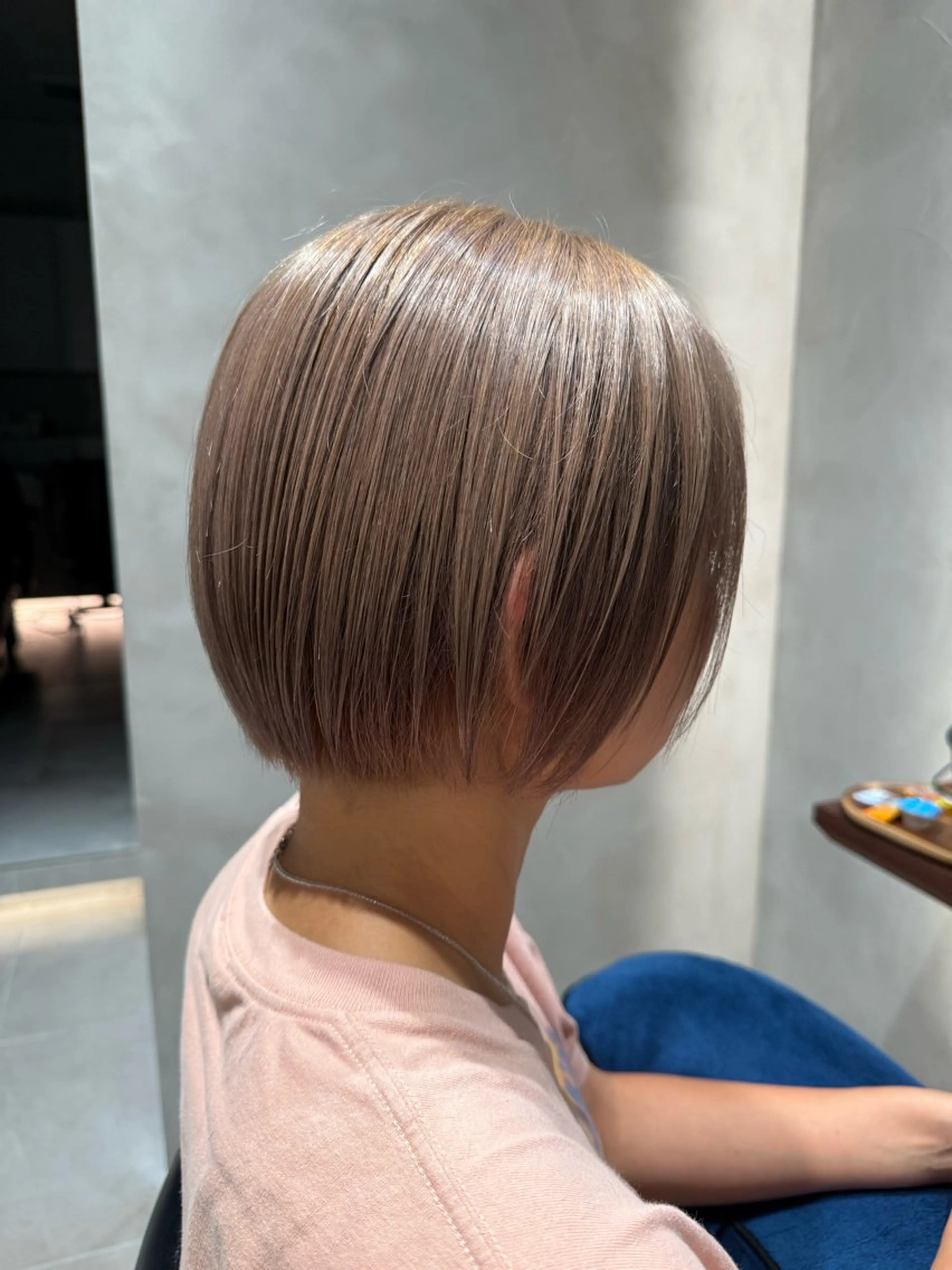 カット＋透明感カラーの写真