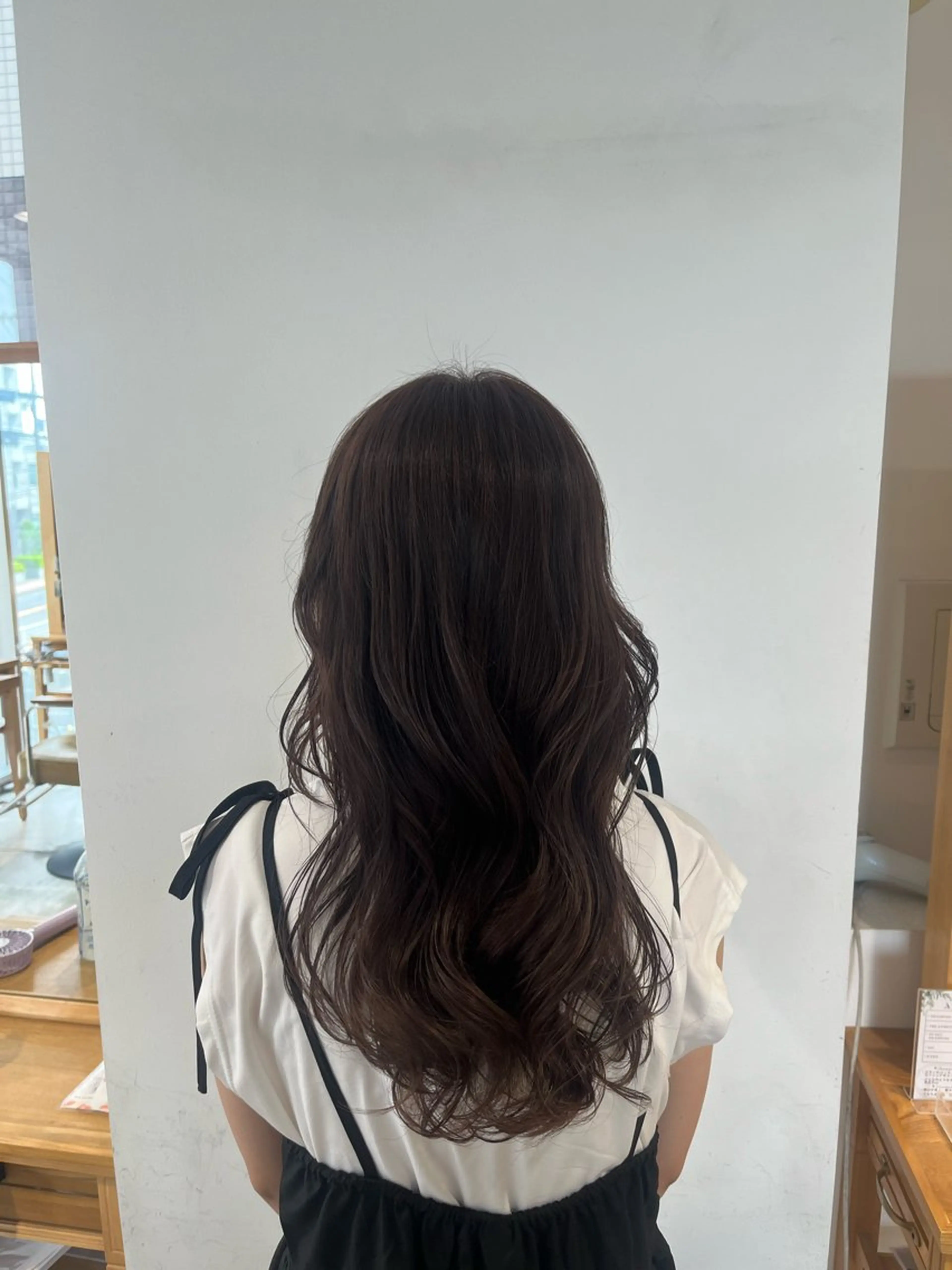 カラー ヘアカラー 和泉田 真白のヘアスタイル