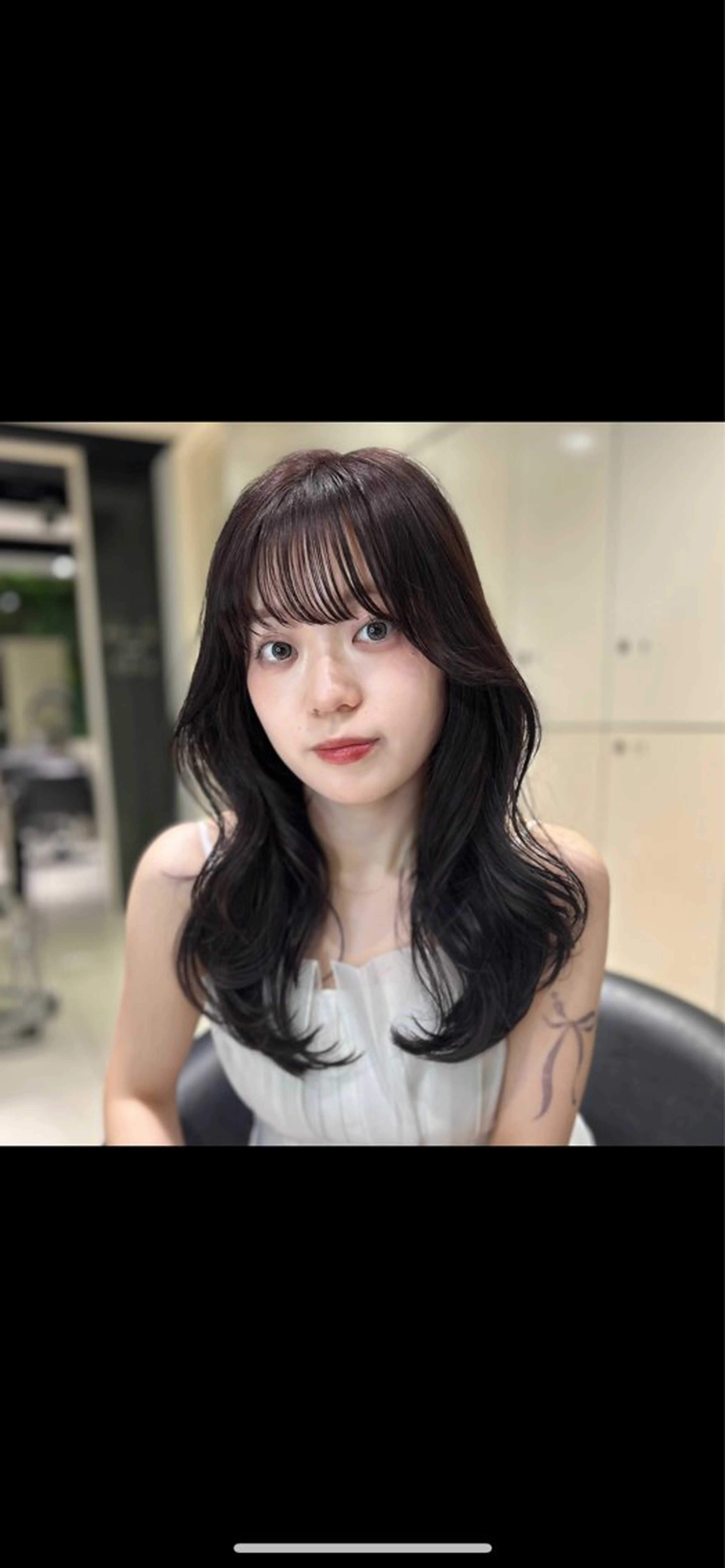 セミロング くびれヘア 韓国風ヘア ☘️透明感オリーブ ナミ☘️のヘアスタイル