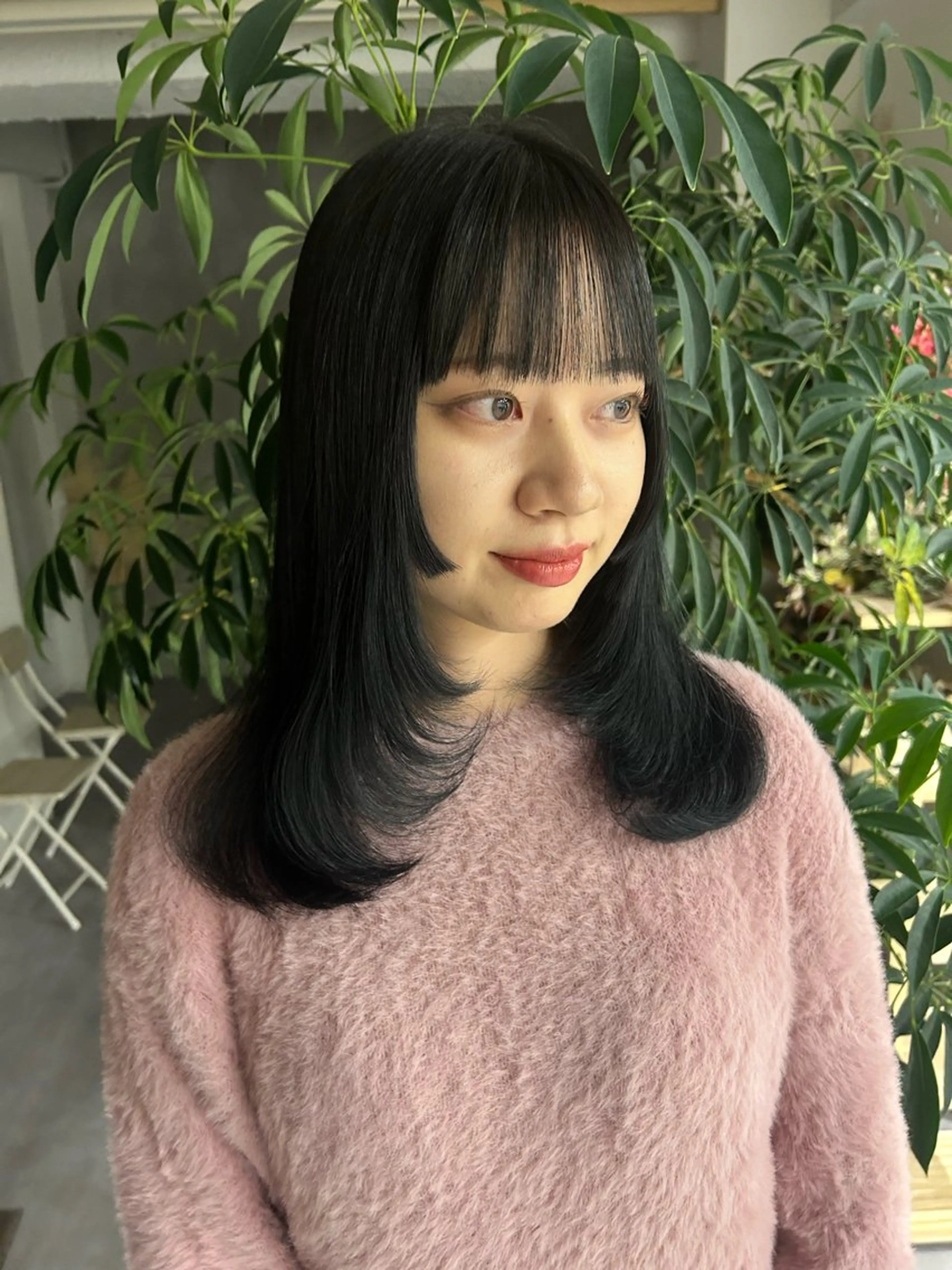 セミロング 姫カット レイヤーカット 高山 アミのヘアスタイル