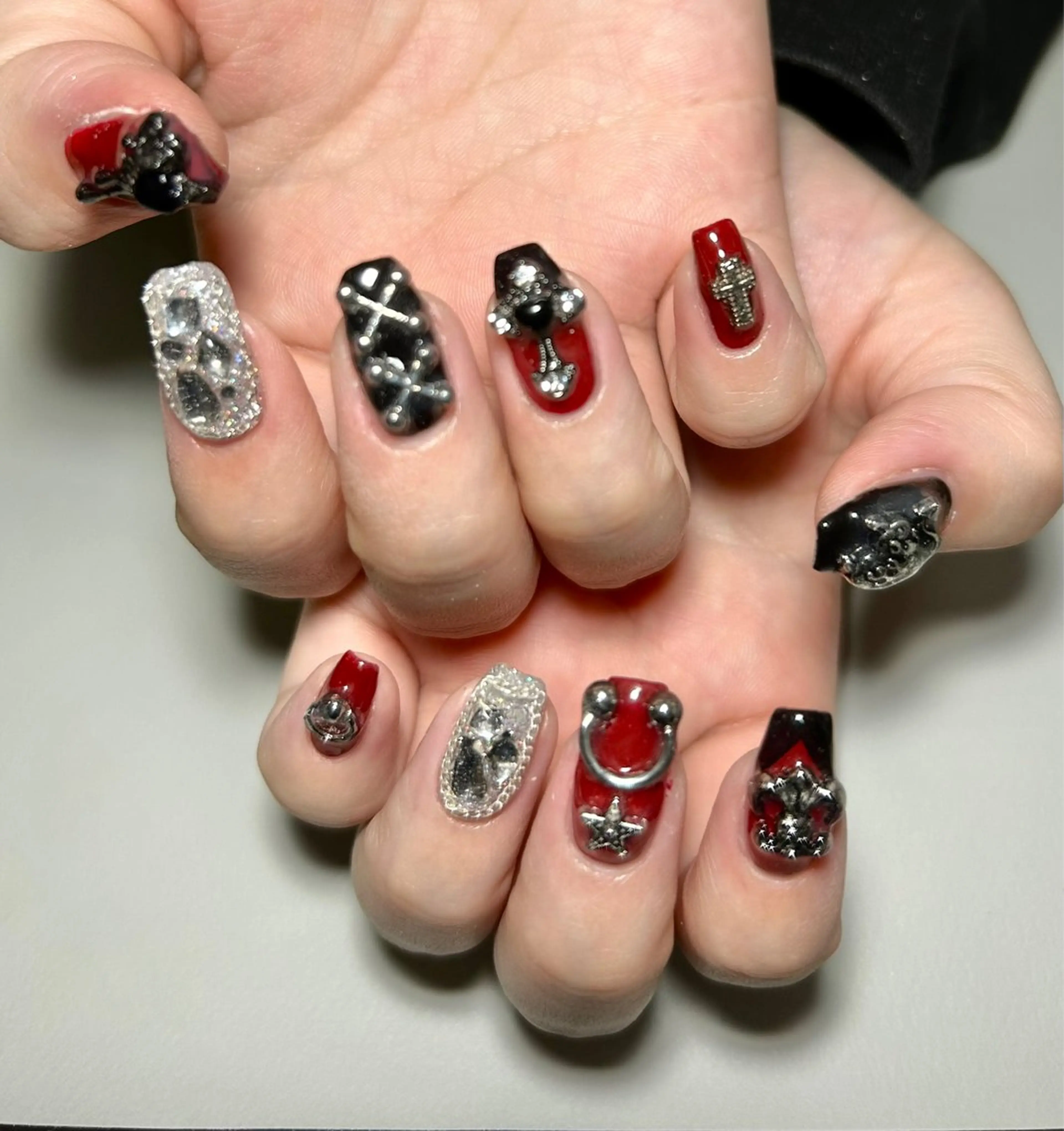 ネイル ハンドネイル Liennail 持込デザインやり放題のネイルデザイン