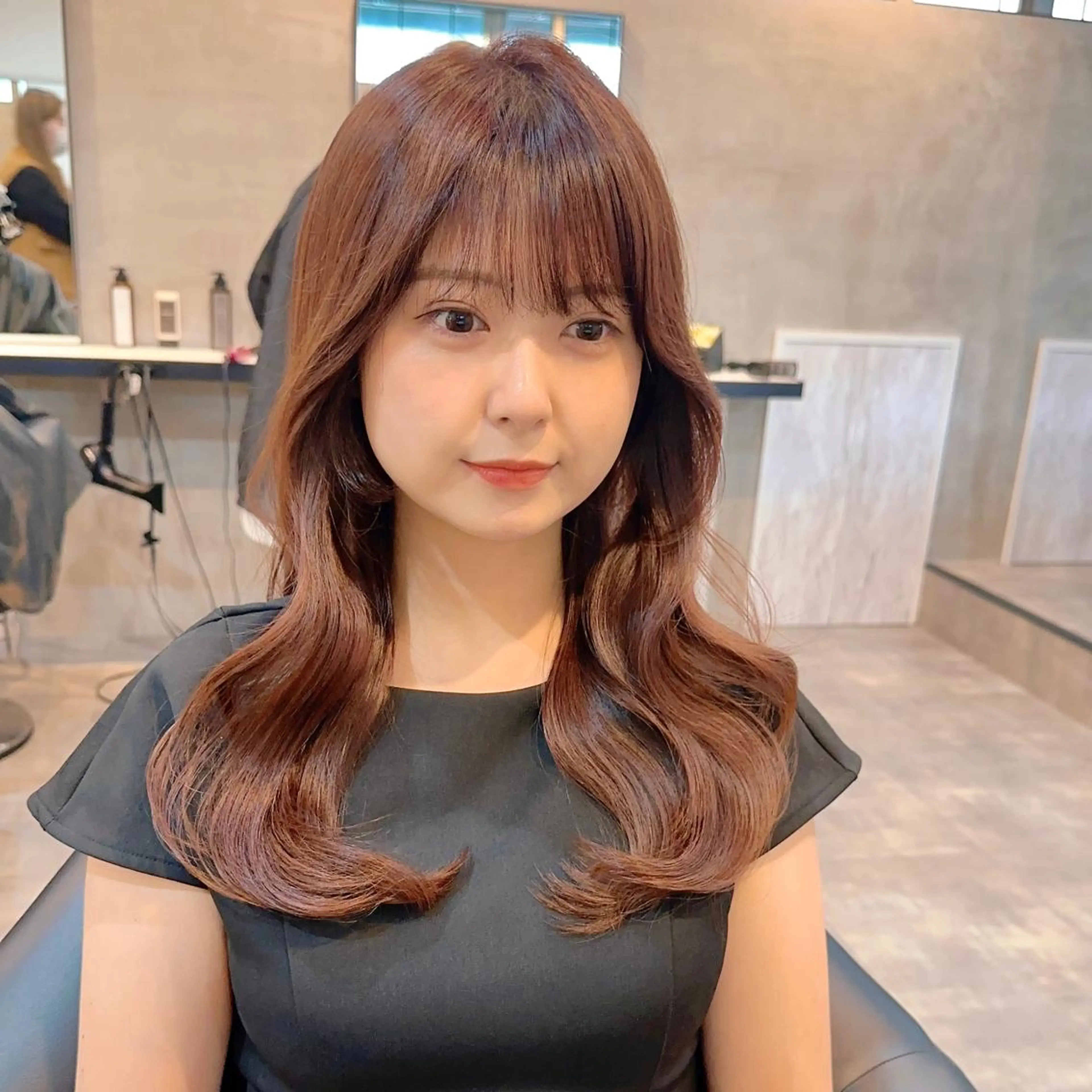 セミロング カット ヘアカラー トリートメント 🌹ハッシュカット、 レイヤー韓国ヘア🌹のヘアスタイル