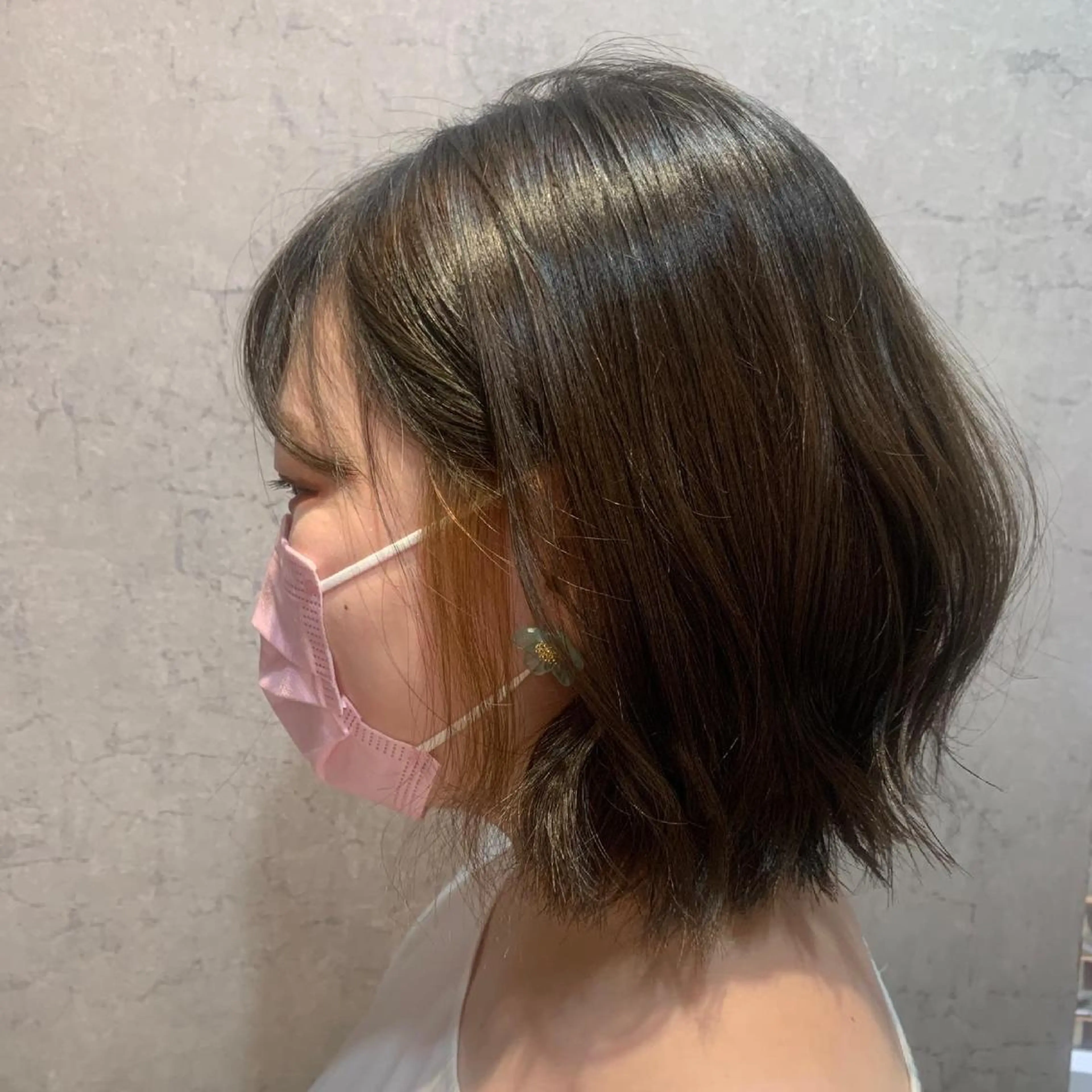 ミディアム いいの ひかりのヘアスタイル