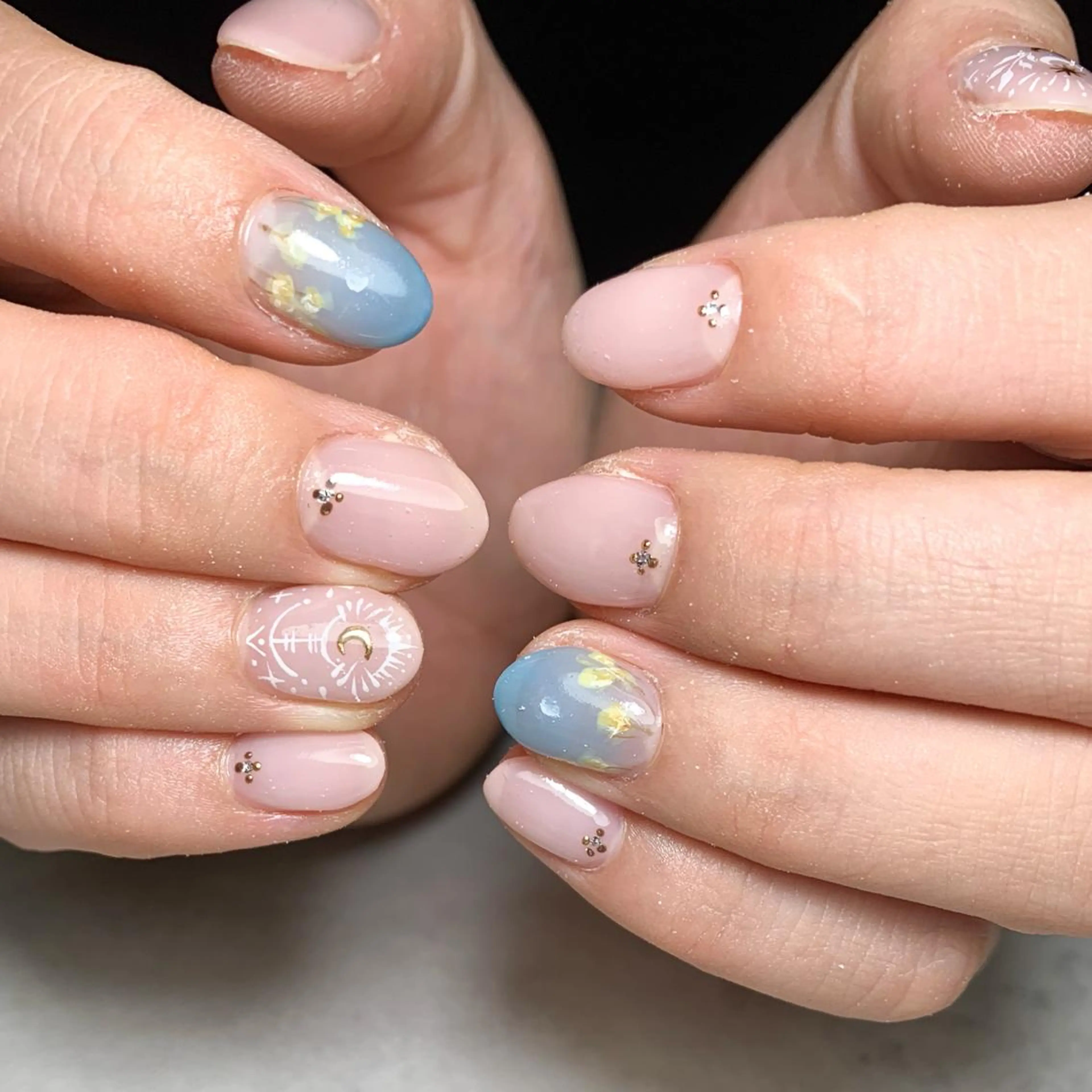 ネイル atelier　FIORITURA所属・FIORITURA aiのネイルデザイン