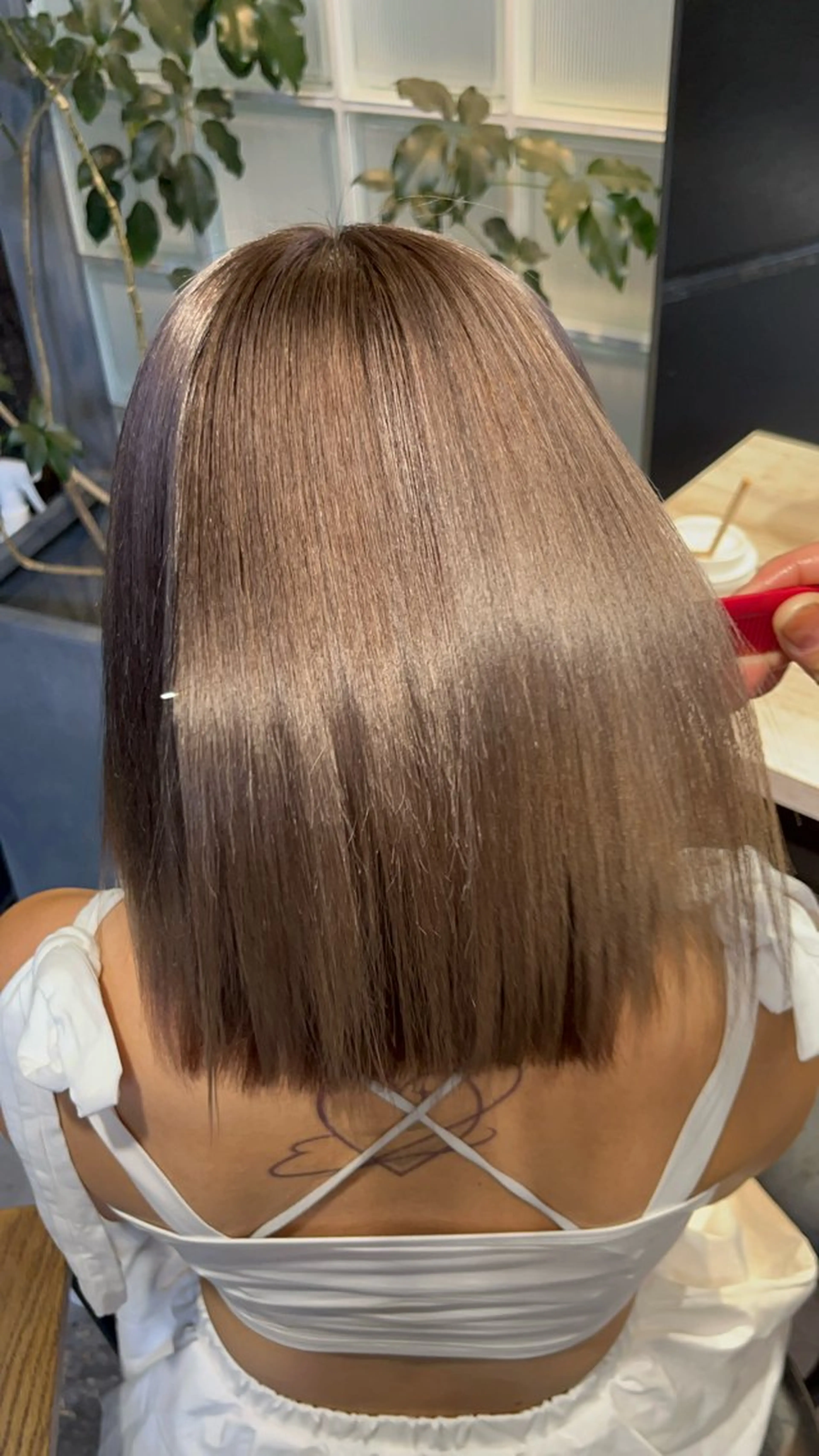 ミディアム 縮毛矯正 ブリーチなしWカラー あずさのヘアスタイル