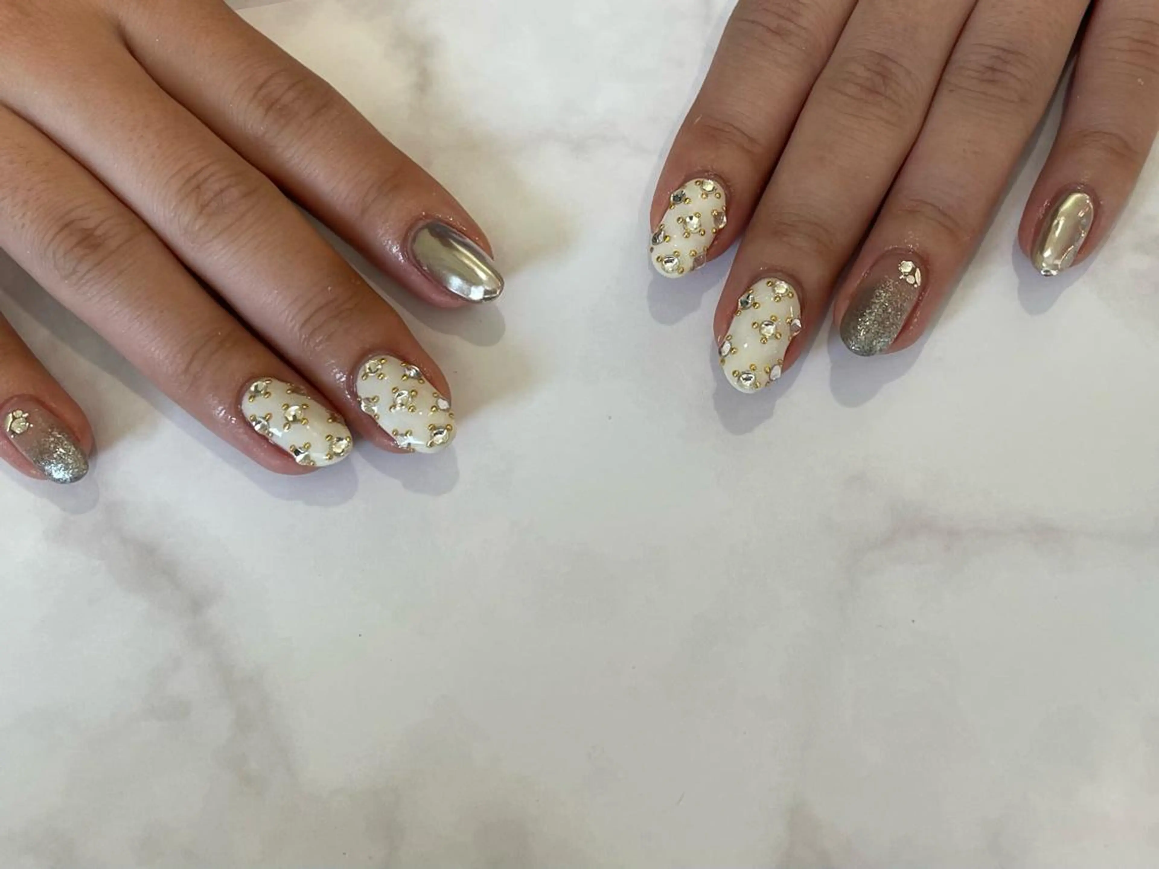 ネイル ハンドネイル ami eye&nail所属・小林 亜美のマツエク・マツパデザイン