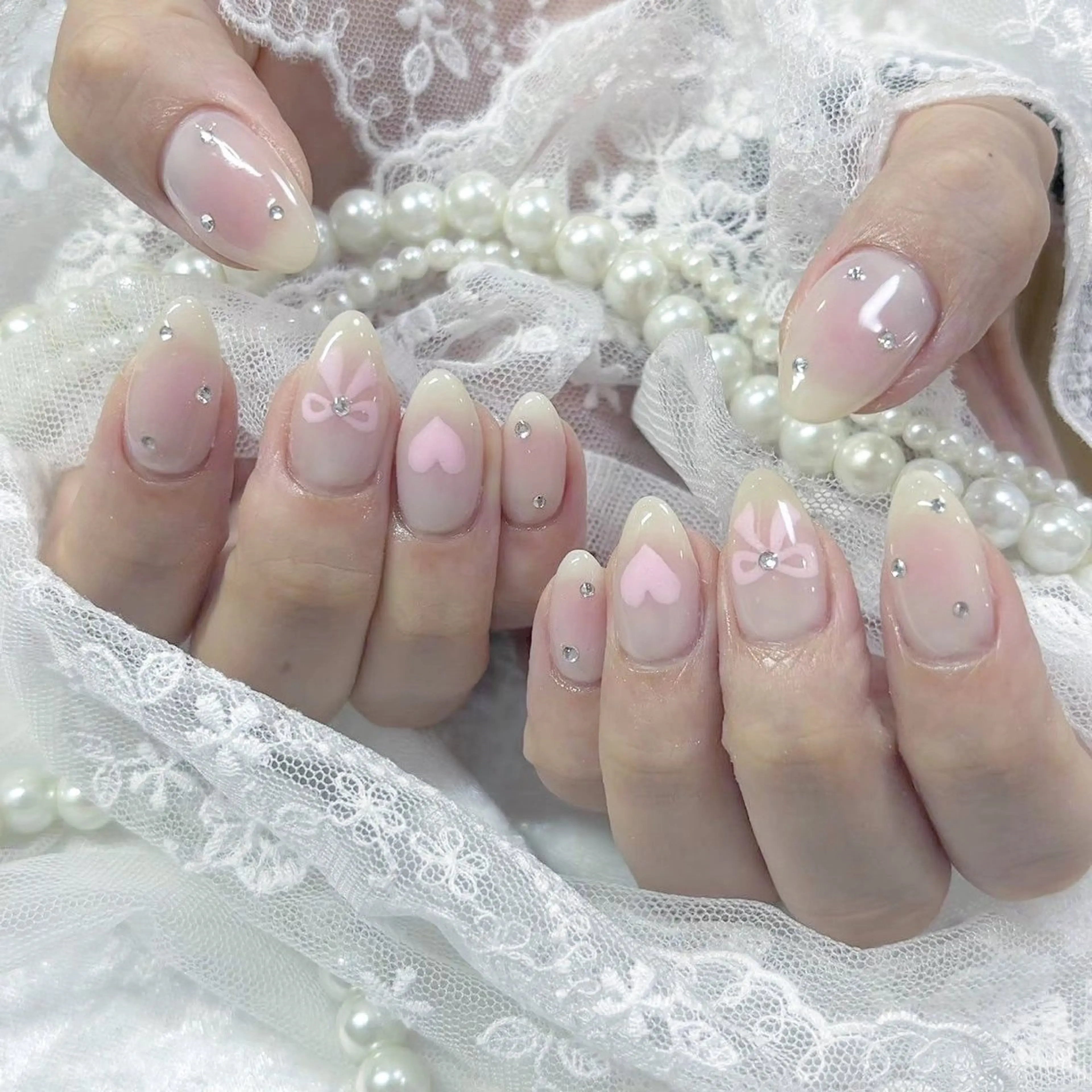 ネイル アートネイル 長さ出し フットネイル 韓国ネイル マグネットネイル ハンドネイル Kanako 💫のネイルデザイン