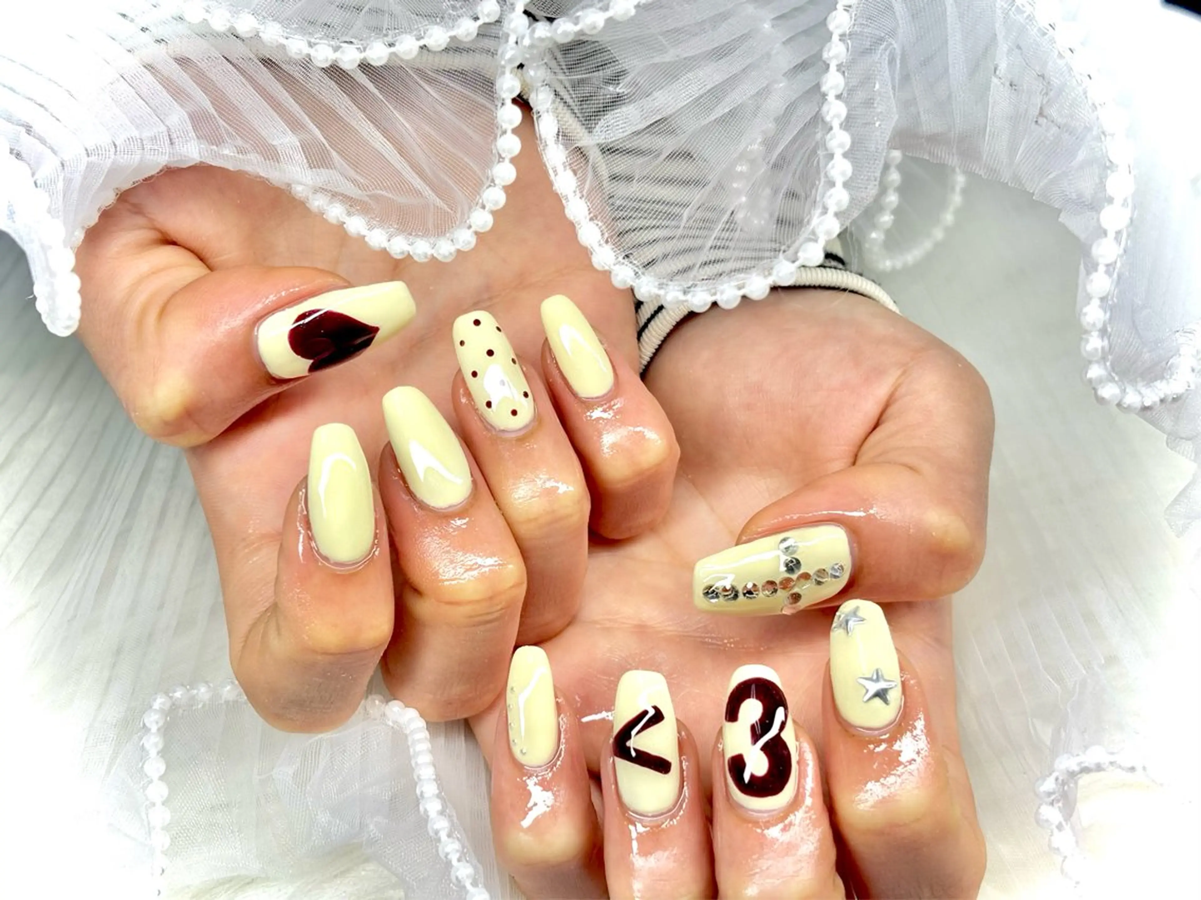 ミディアム ハンドネイル GG houseのネイルデザイン