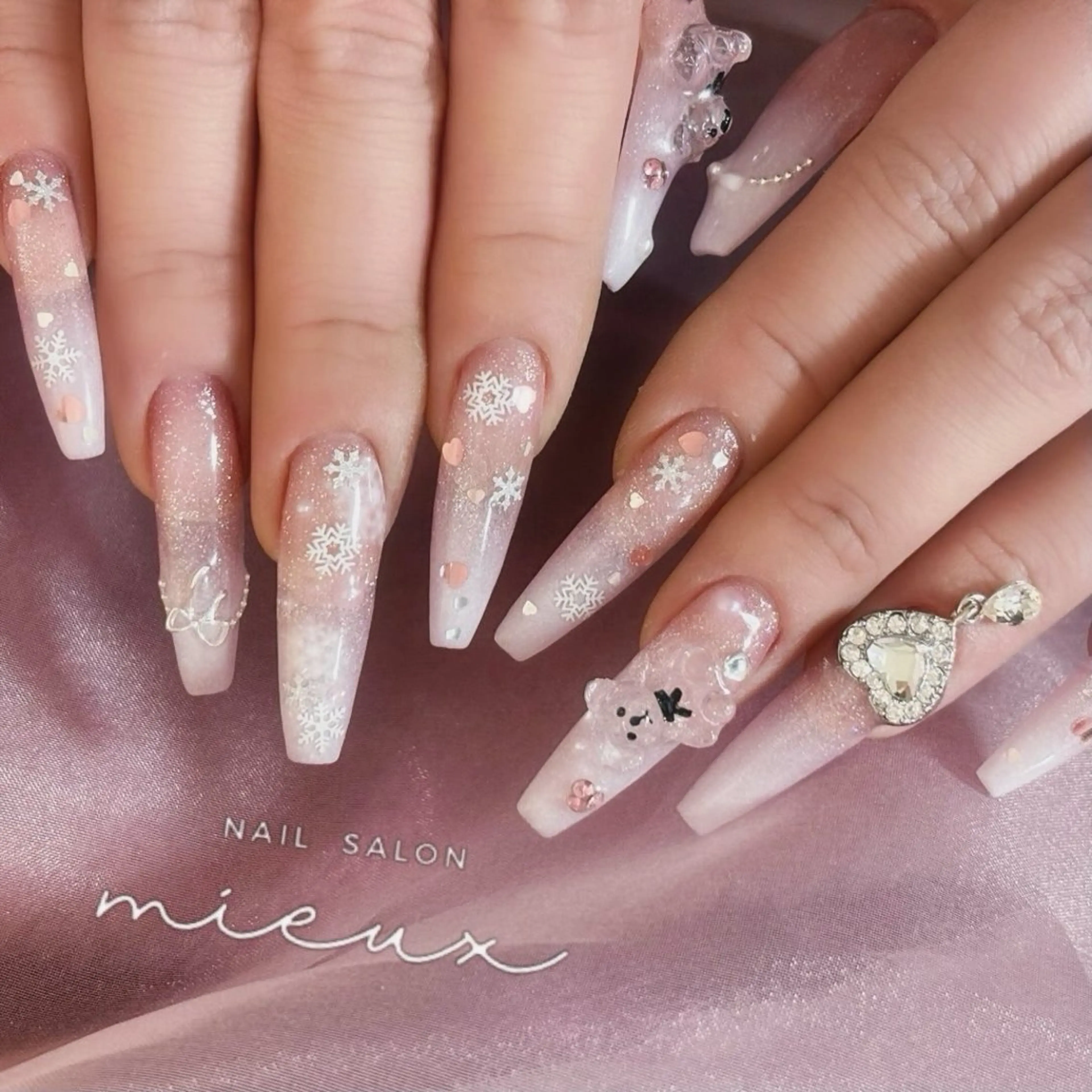 ネイル nail salon mieux所属・mieux ariiiのネイルデザイン