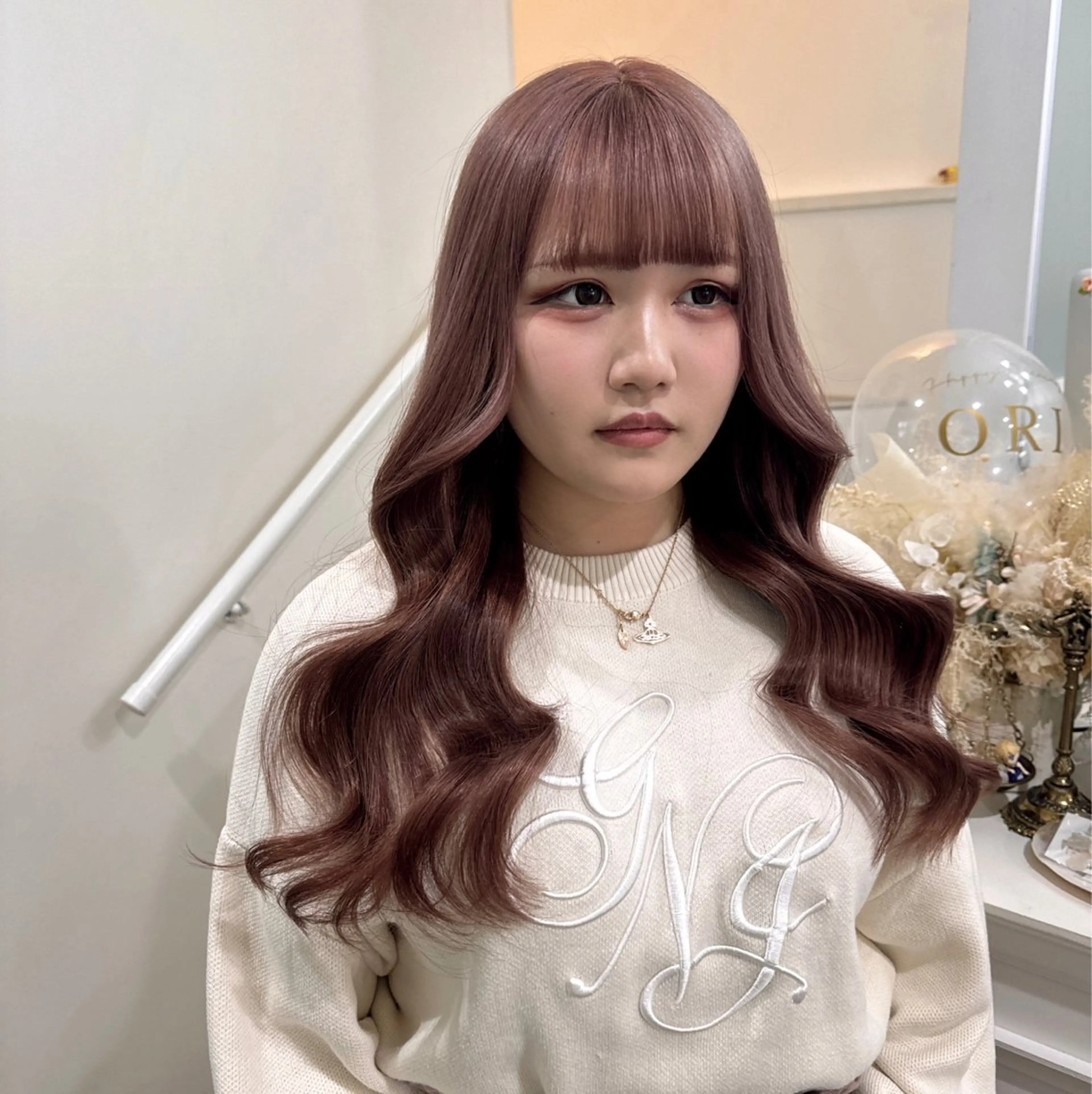 ロング ORIKA 美容室のヘアスタイル
