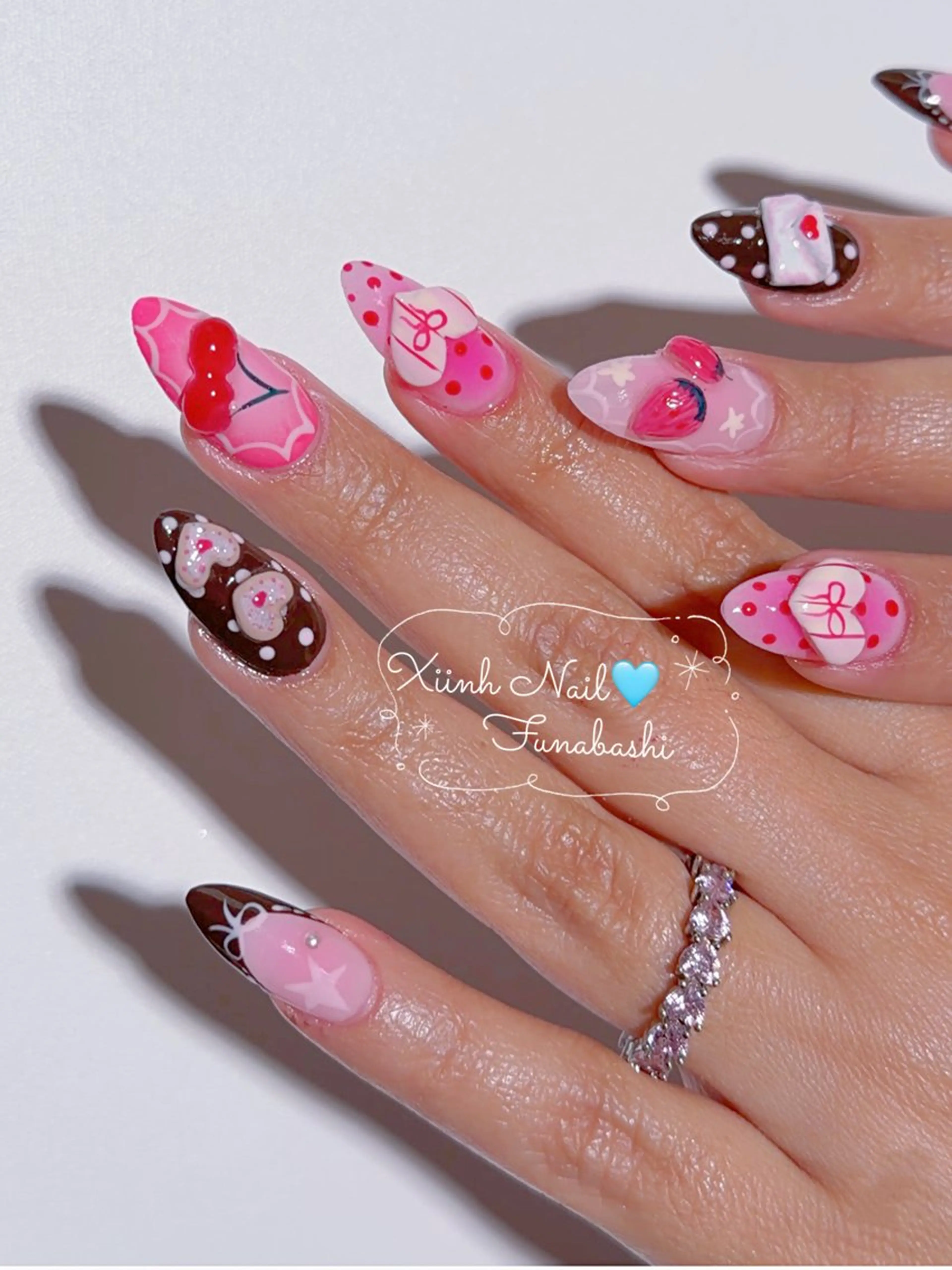 ネイル チークネイル 桜ネイル 長さ出し フットネイル ジェルネイル ハンドネイル XIINH NAIL SALONのネイルデザイン