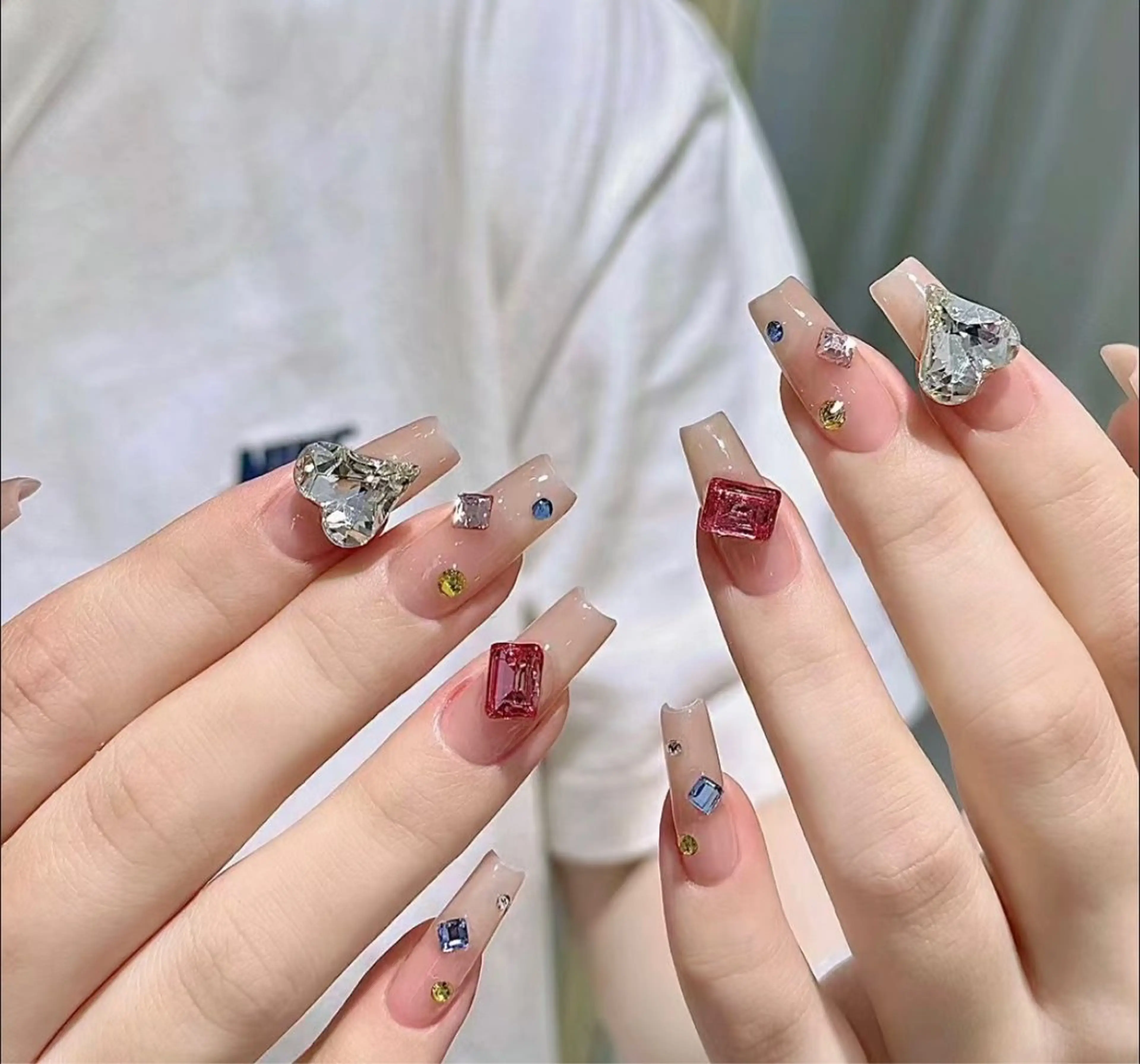 ネイル ハンドネイル ハンドケア 🍑 momo_nailのネイルデザイン