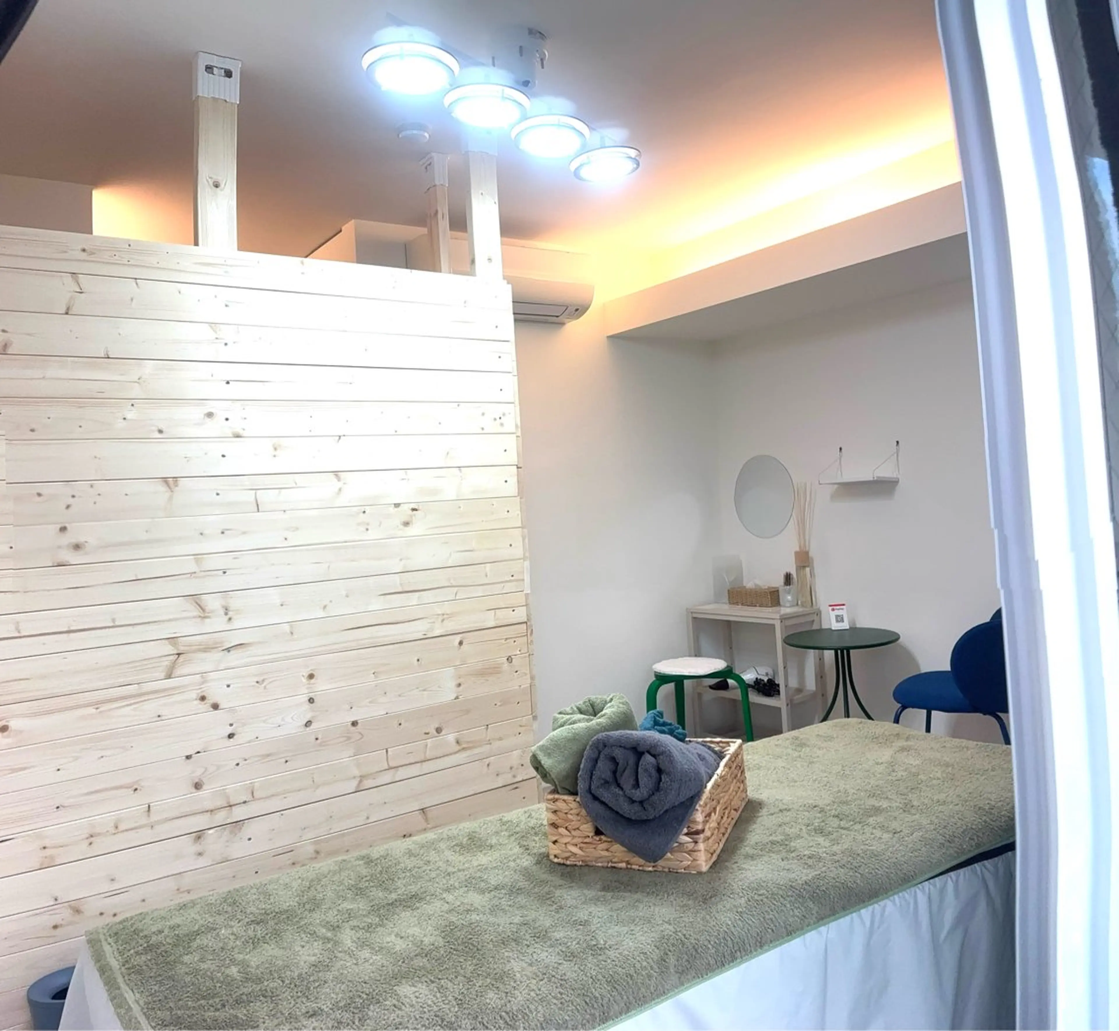 デトックス×ボディメンテナンスサロンShikhara（シカラ）所属・オールハンド筋膜痩身 整体/小顔　中山朝美のエステ・リラクイメージ