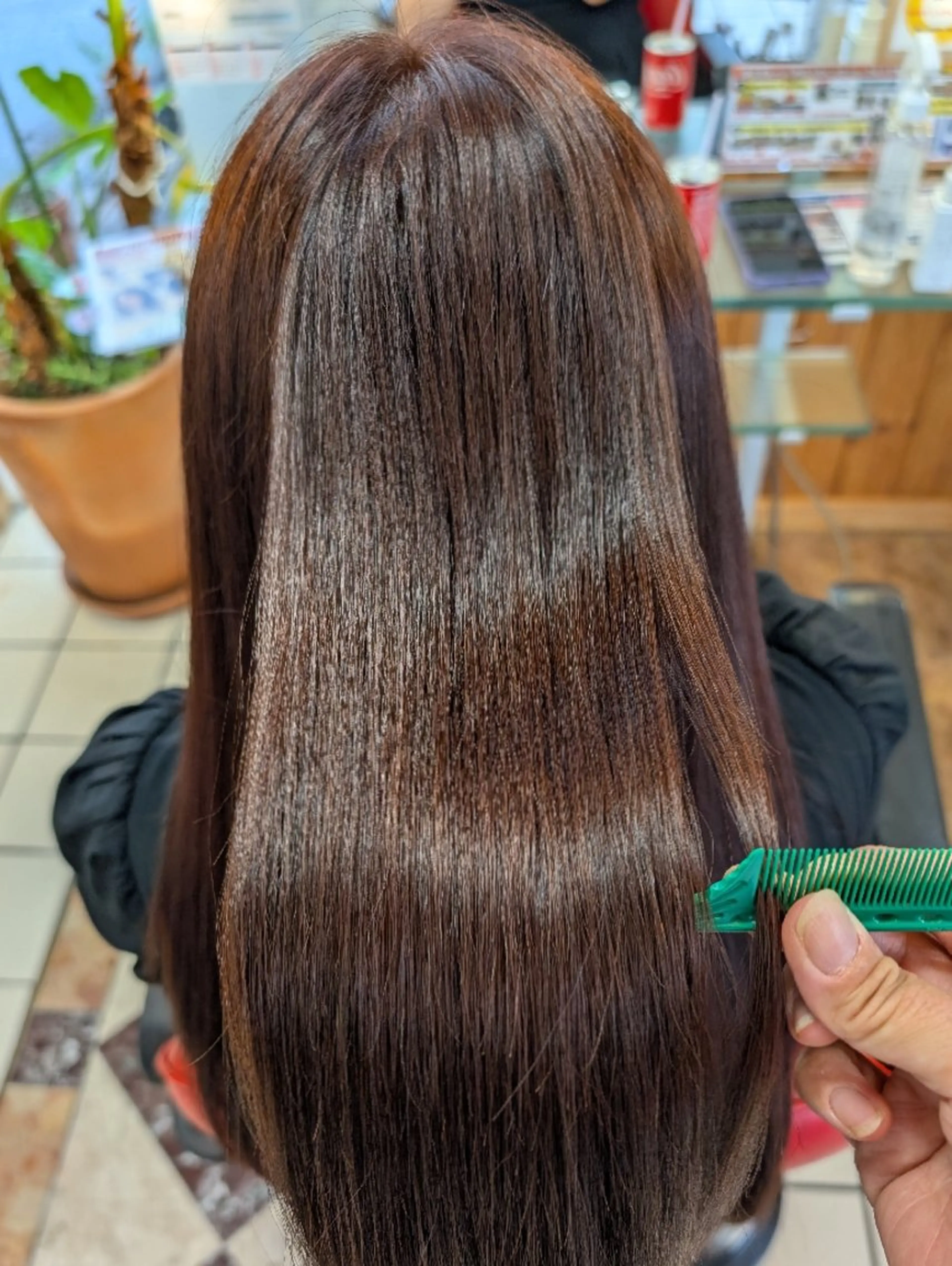 ロング 田中 美沙のヘアスタイル