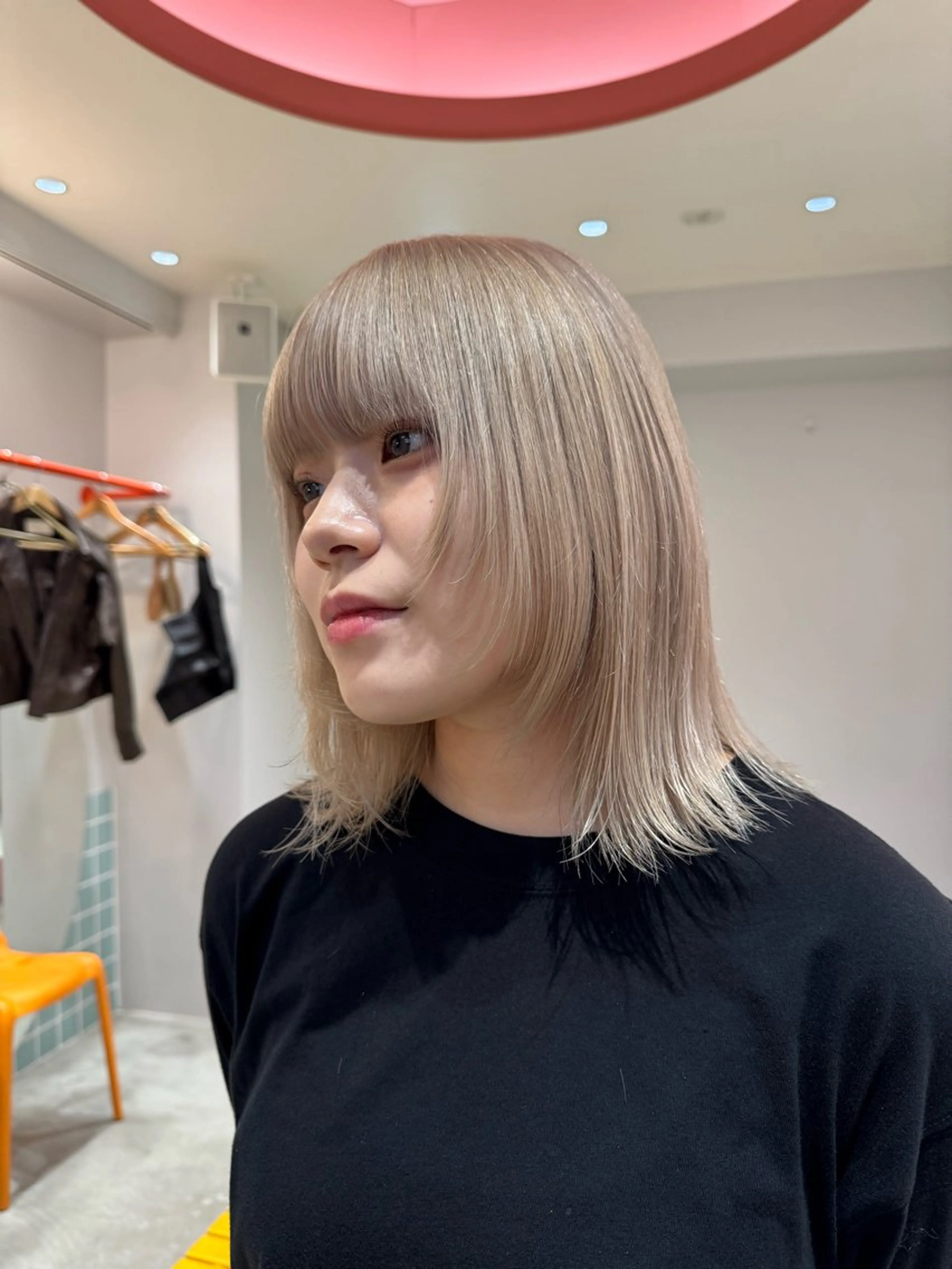 ミディアム ヘアカラー 青海 サヤのヘアスタイル