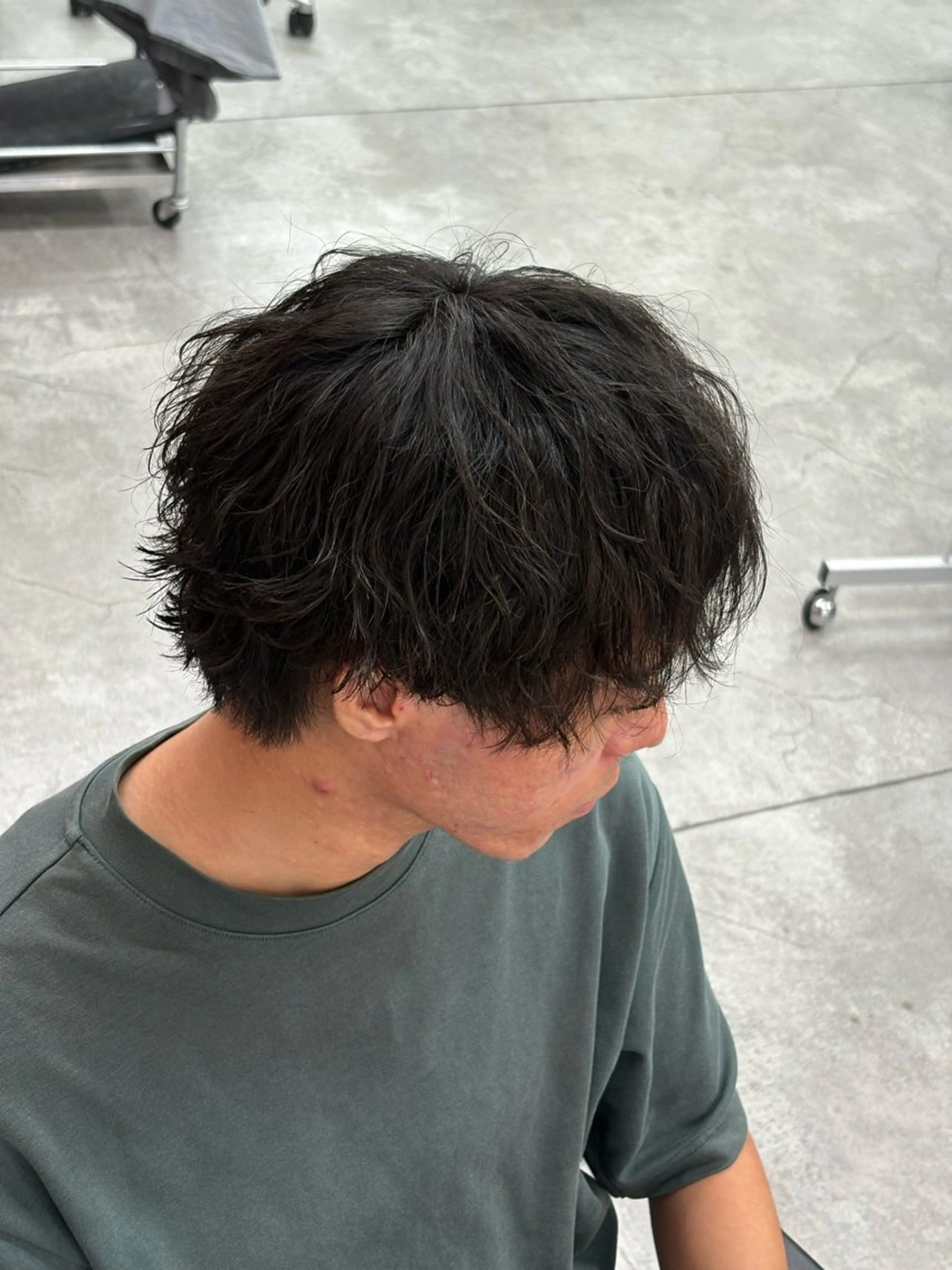 ミディアム カラー パーマ メンズ メンズパーマ特化 🔥韓国ヘア職人🔥のヘアスタイル